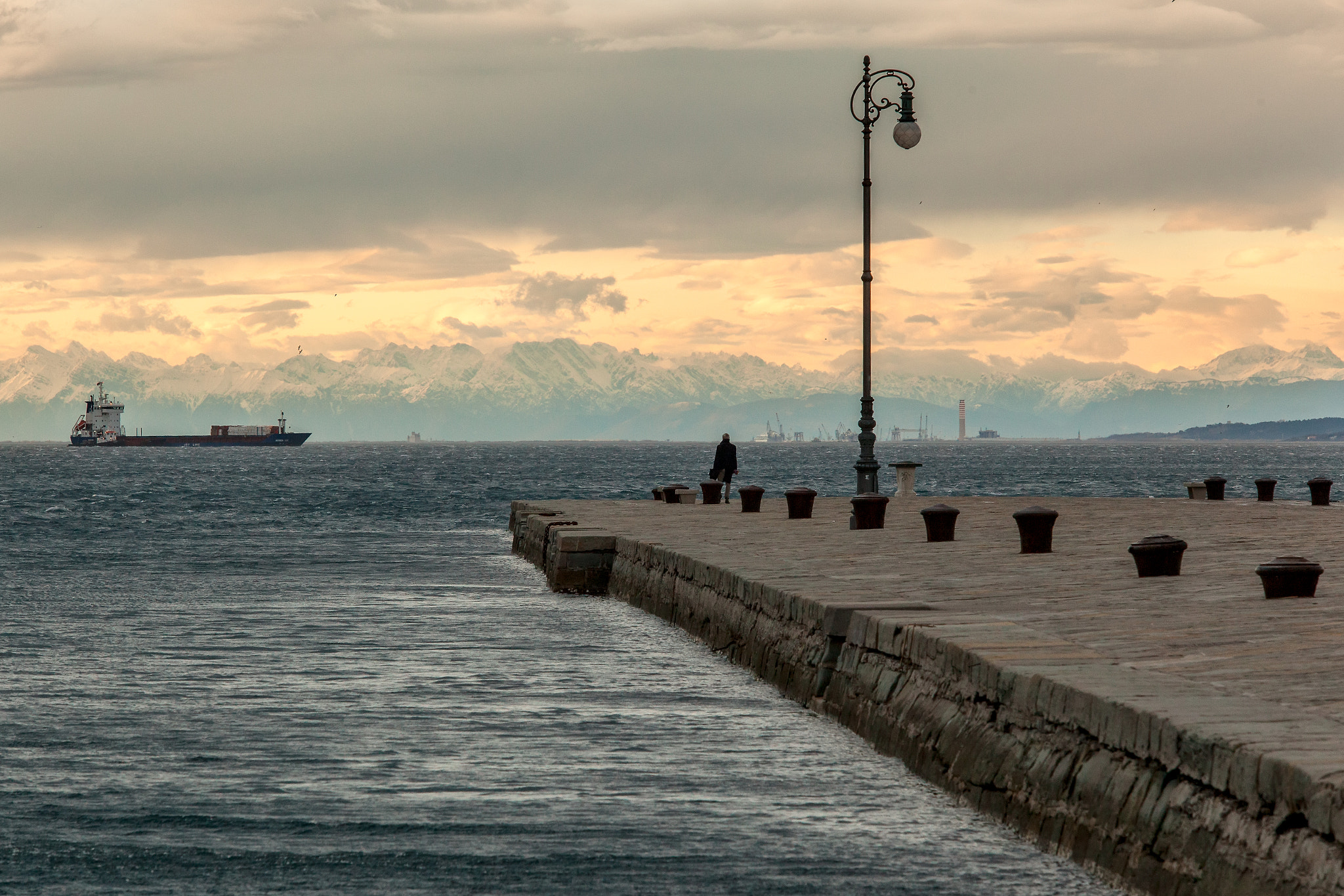 Canon EF 70-200mm F2.8L USM sample photo. The gulf of trieste in a windy evening. photography