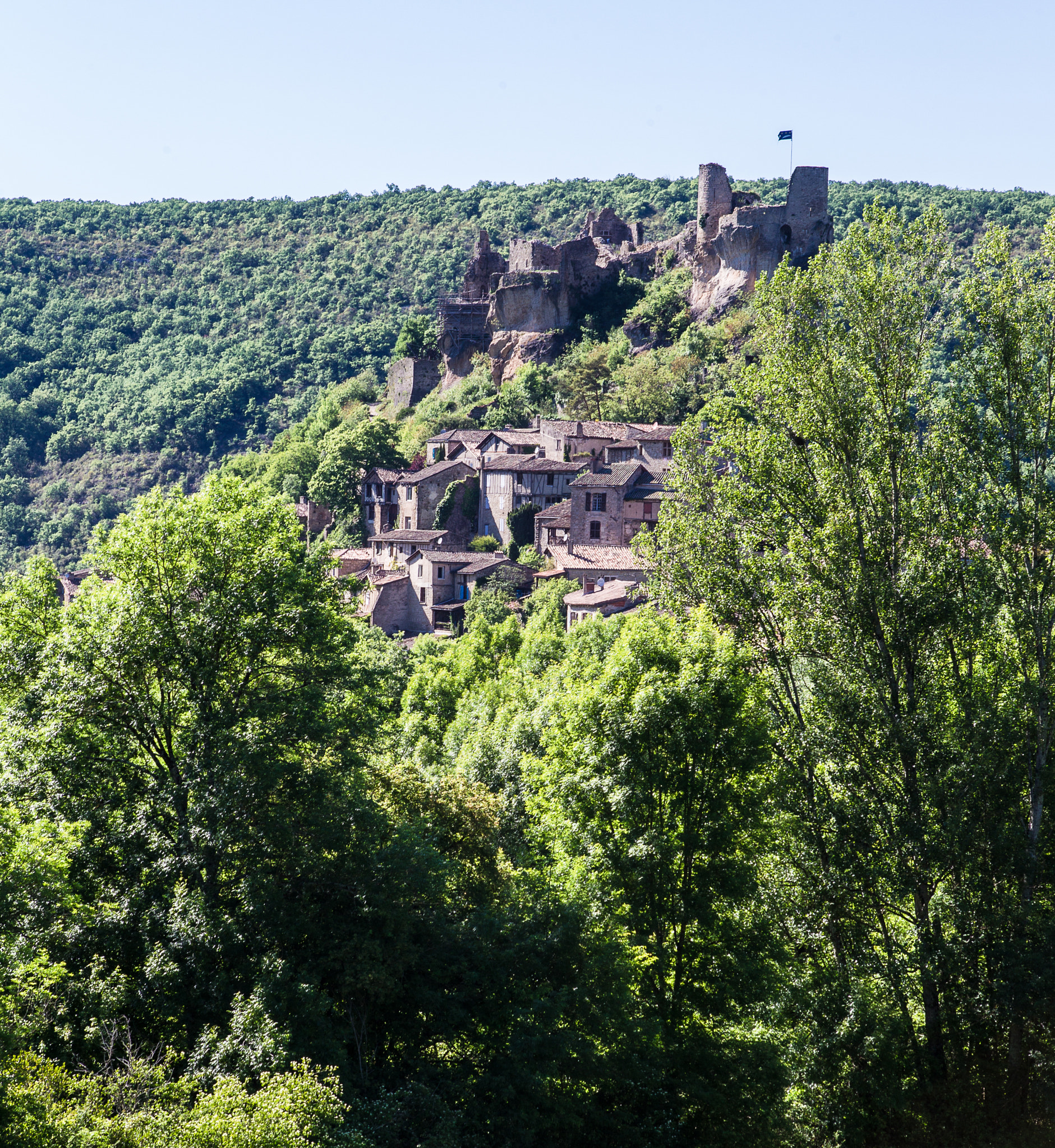 Canon EOS-1D Mark IV sample photo. Cordes sur ciel, tarn, france photography