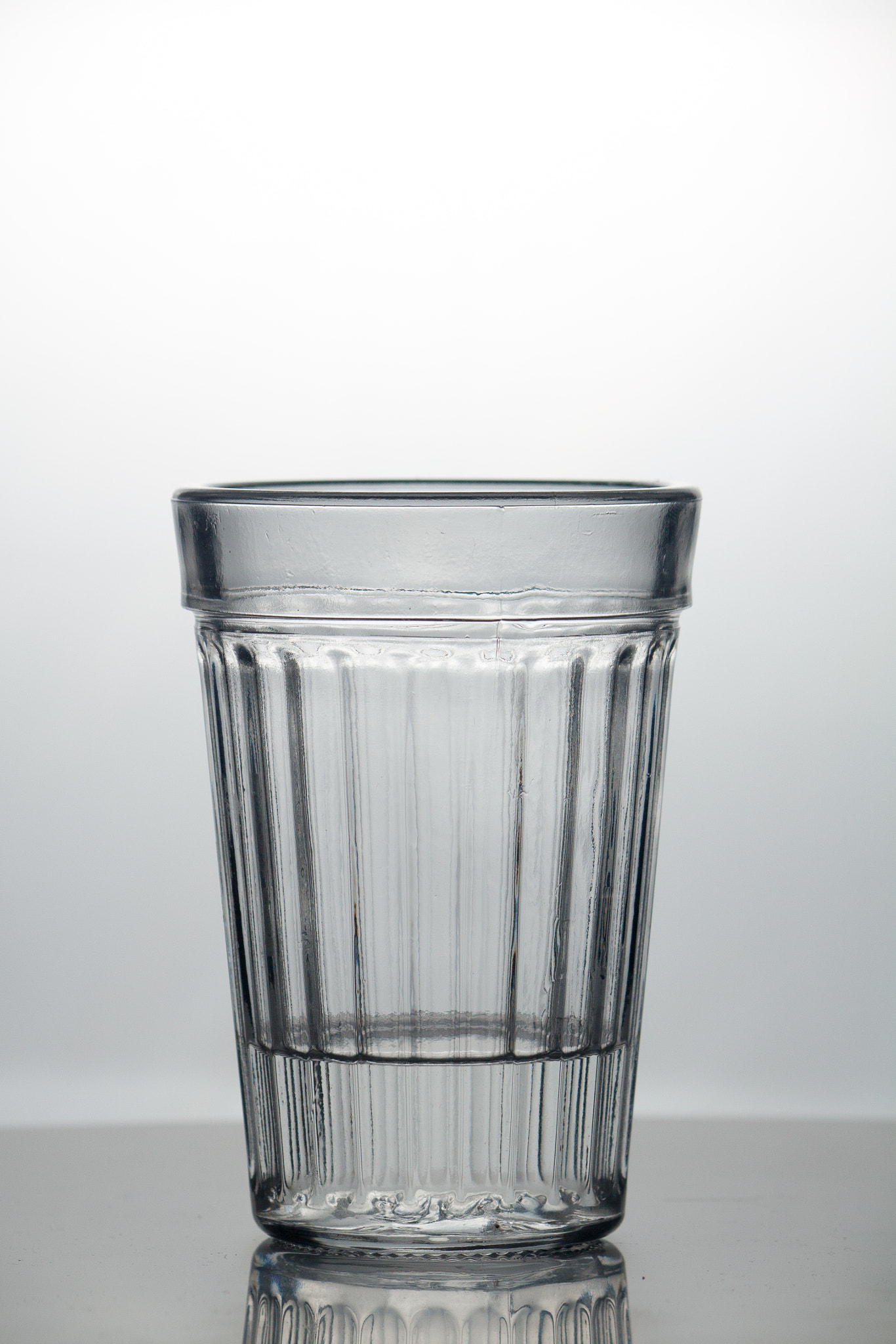 Canon EF-S 55-250mm F4-5.6 IS II sample photo. A glass of water photography