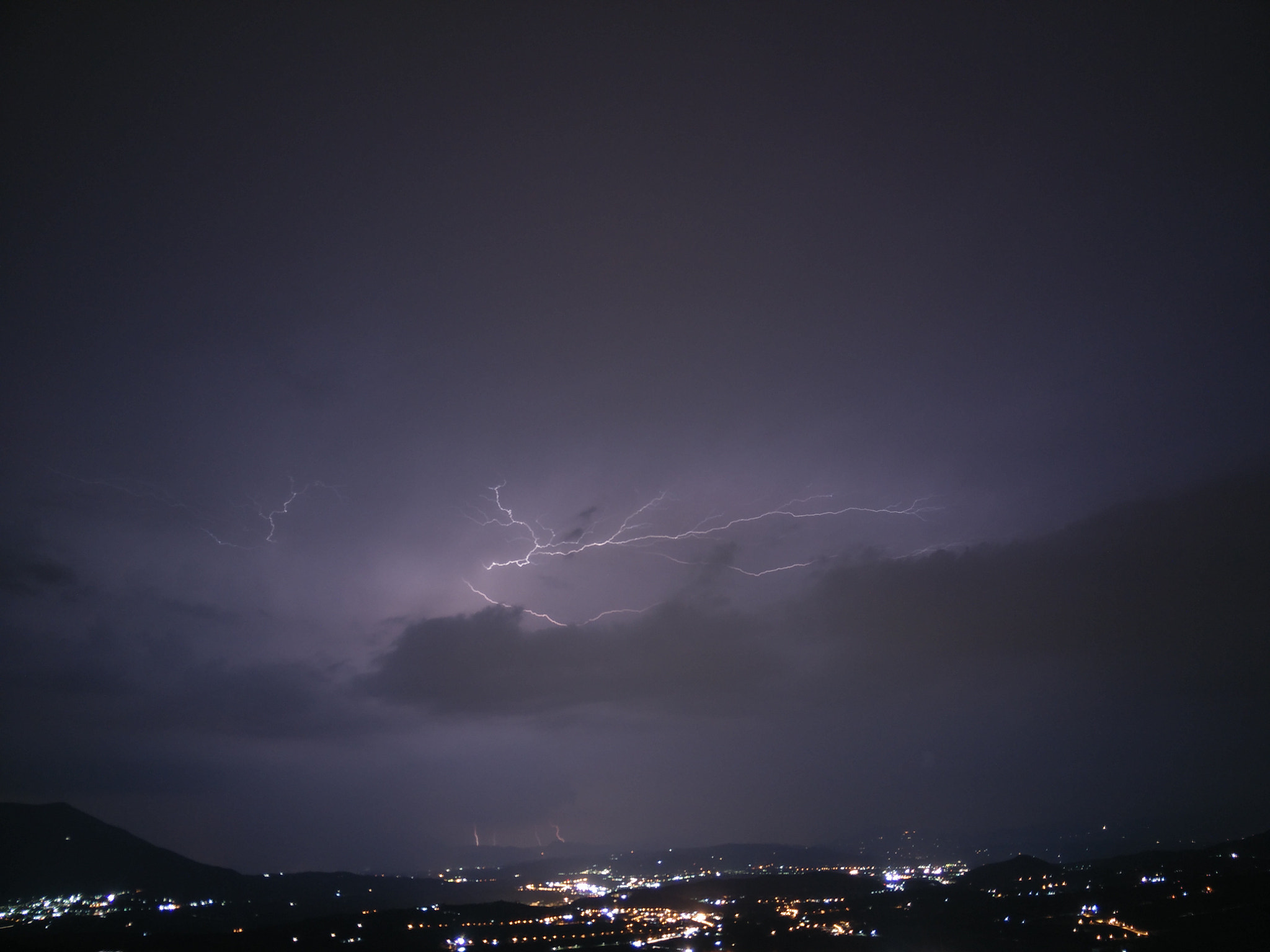 OPPO Find7 sample photo. Night thunderstorm photography