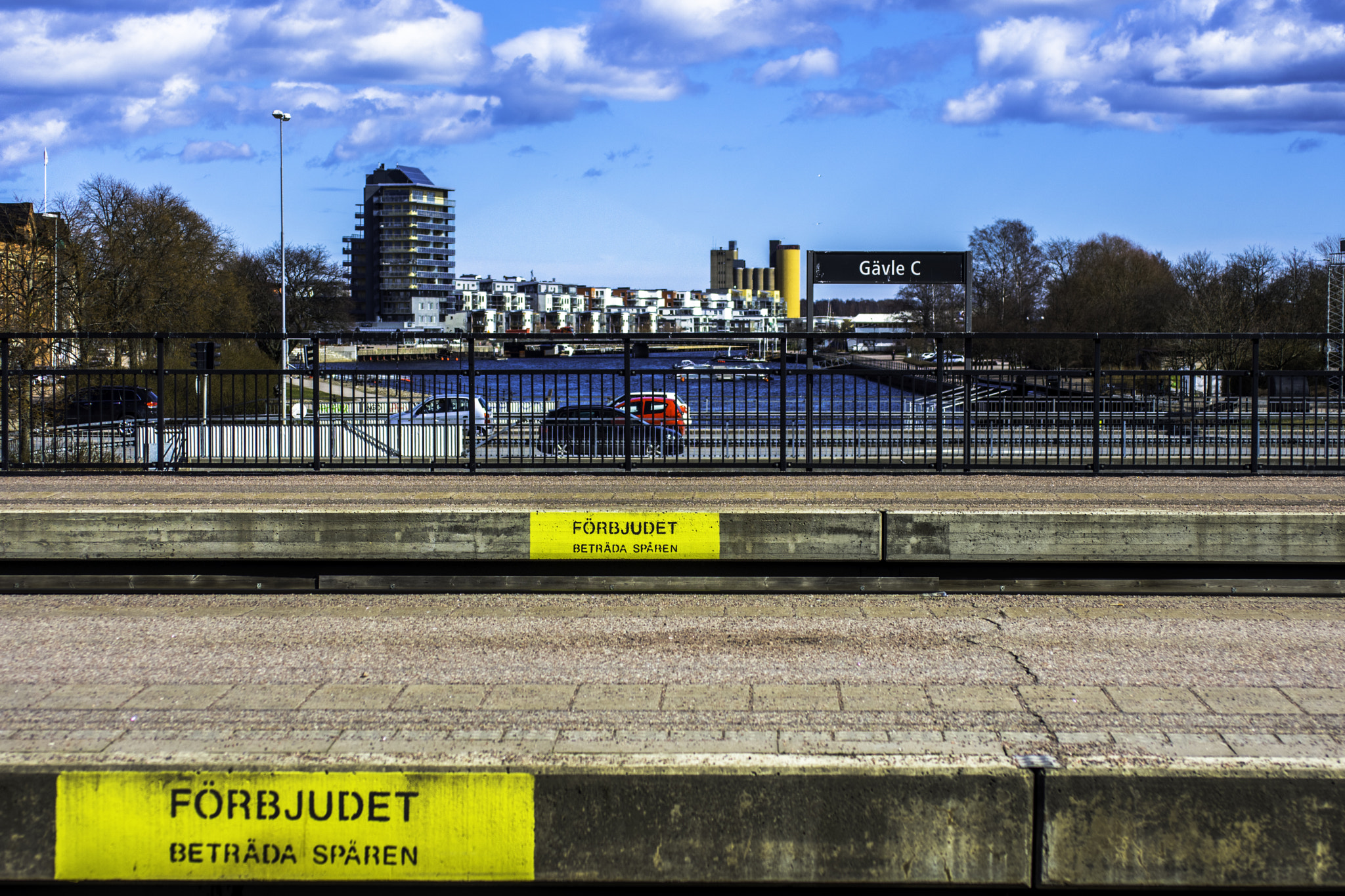 Nikon D7200 sample photo. Gävle central station hdr photography