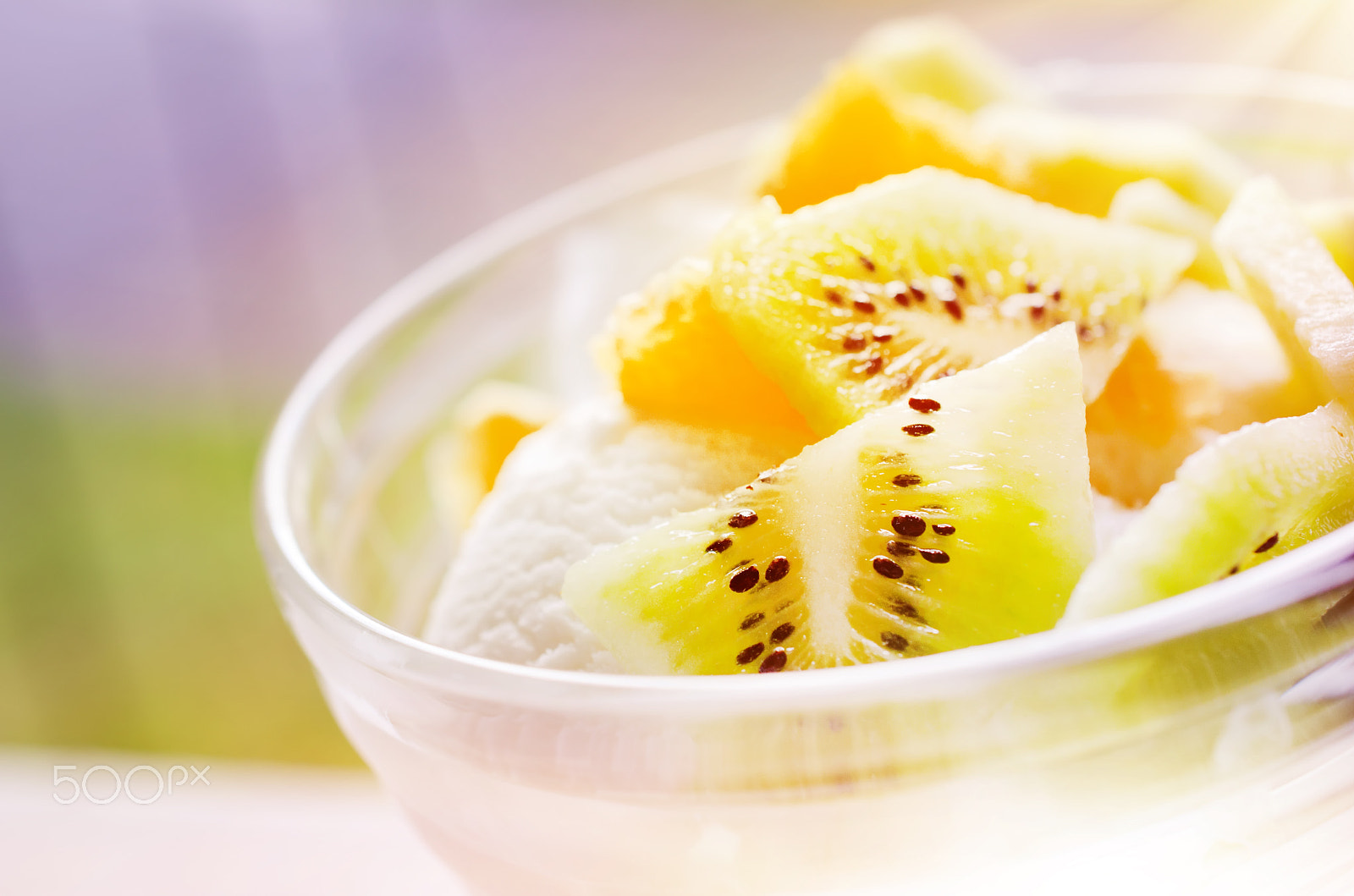 Nikon AF-S DX Micro Nikkor 40mm F2.8 sample photo. Ice cream with fresh kiwi and orange slices photography