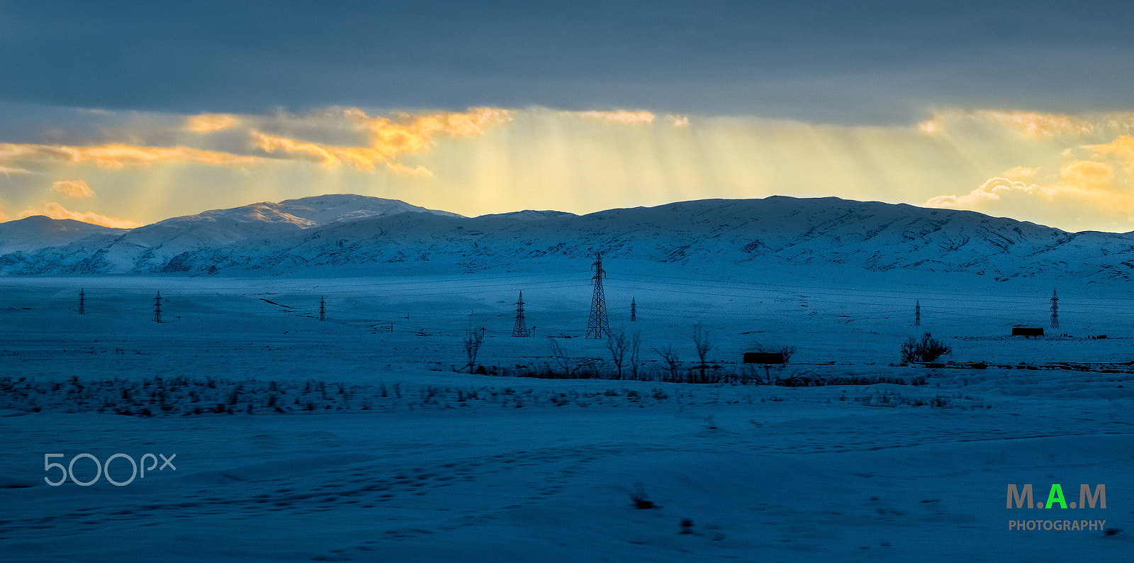 Nikon D5500 sample photo. A cold evening photography