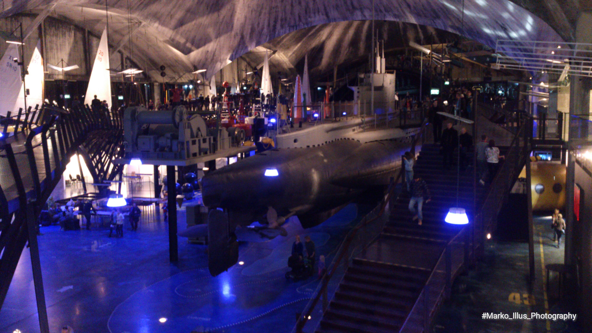 Sony Ericsson Xperia S sample photo. Submarine photography