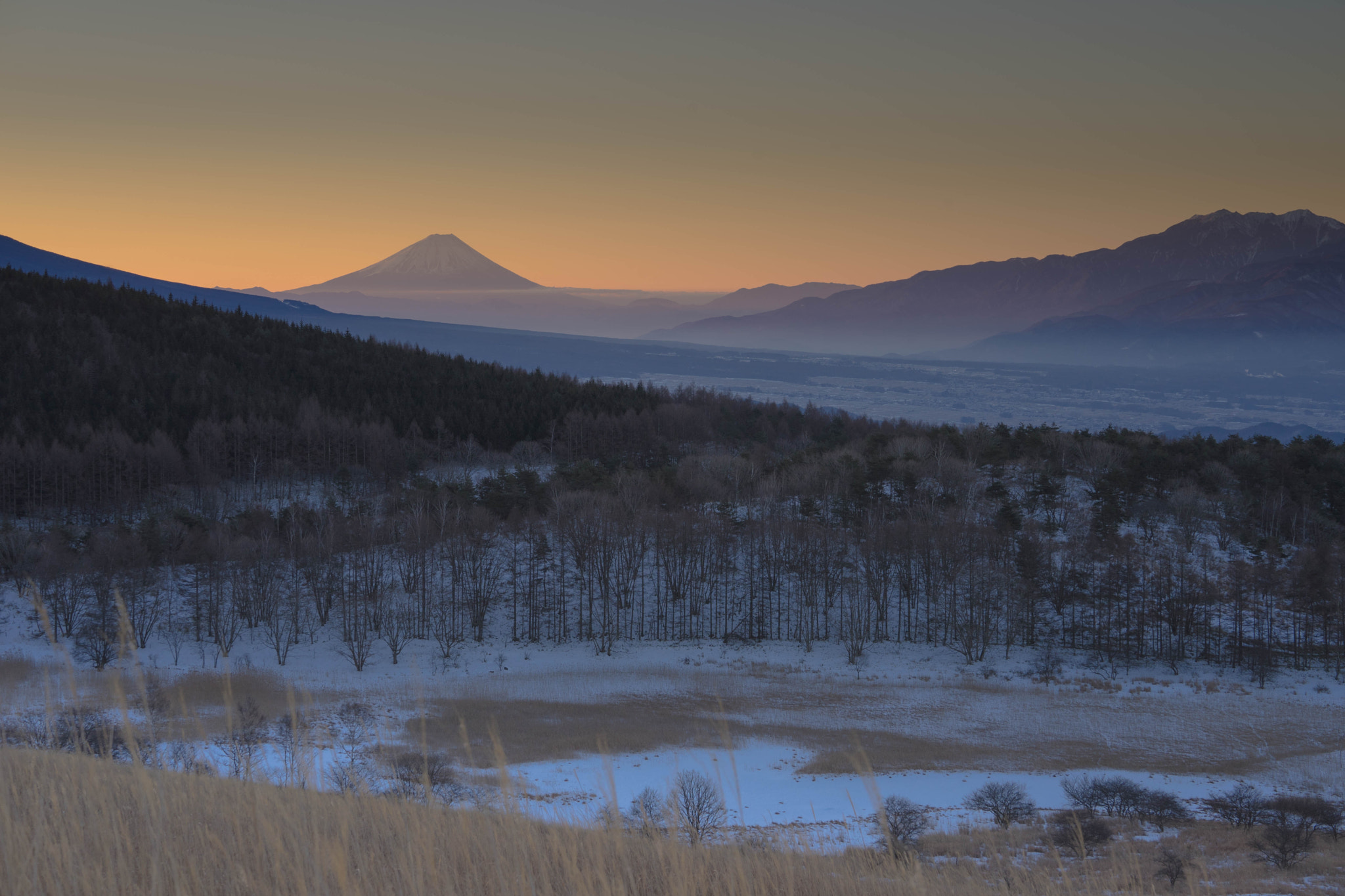 Sony a7 II + Sony FE 70-300mm F4.5-5.6 G OSS sample photo. 富士山 photography