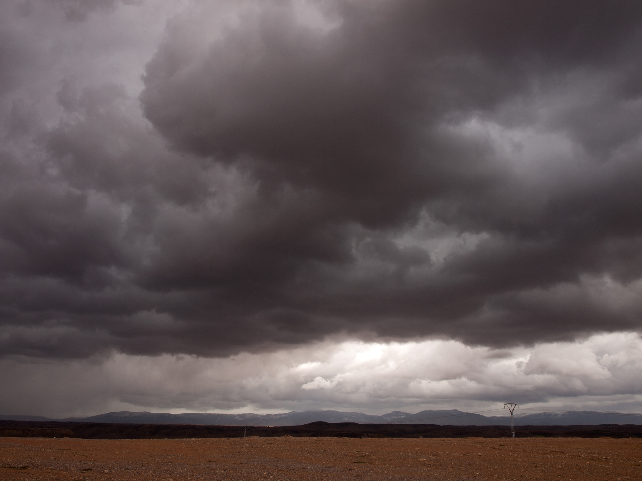 Olympus E-420 (EVOLT E-420) + OLYMPUS 14-42mm Lens sample photo. Cloudy day photography