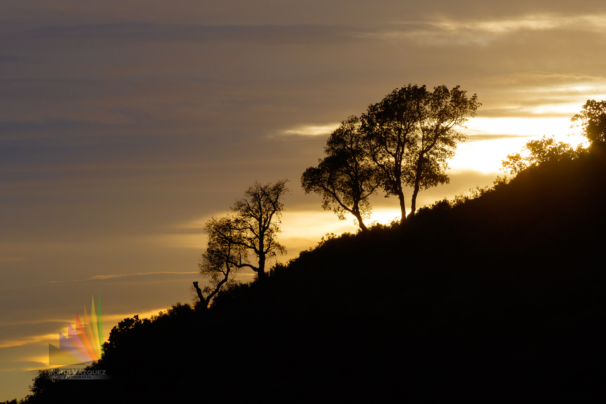 Canon EF 28-135mm F3.5-5.6 IS USM sample photo. Atardecer en la montaña. photography