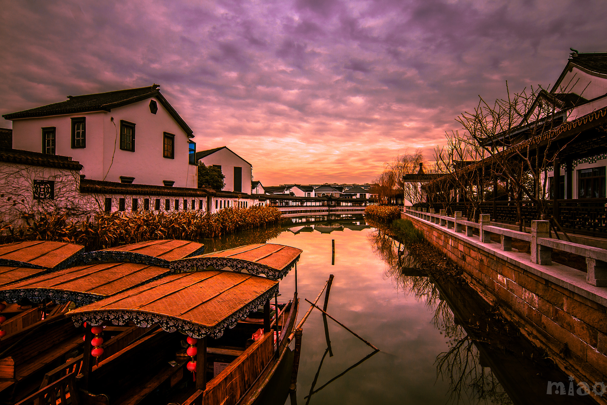 Tokina AT-X 12-28mm F4 Pro DX sample photo. Water town photography