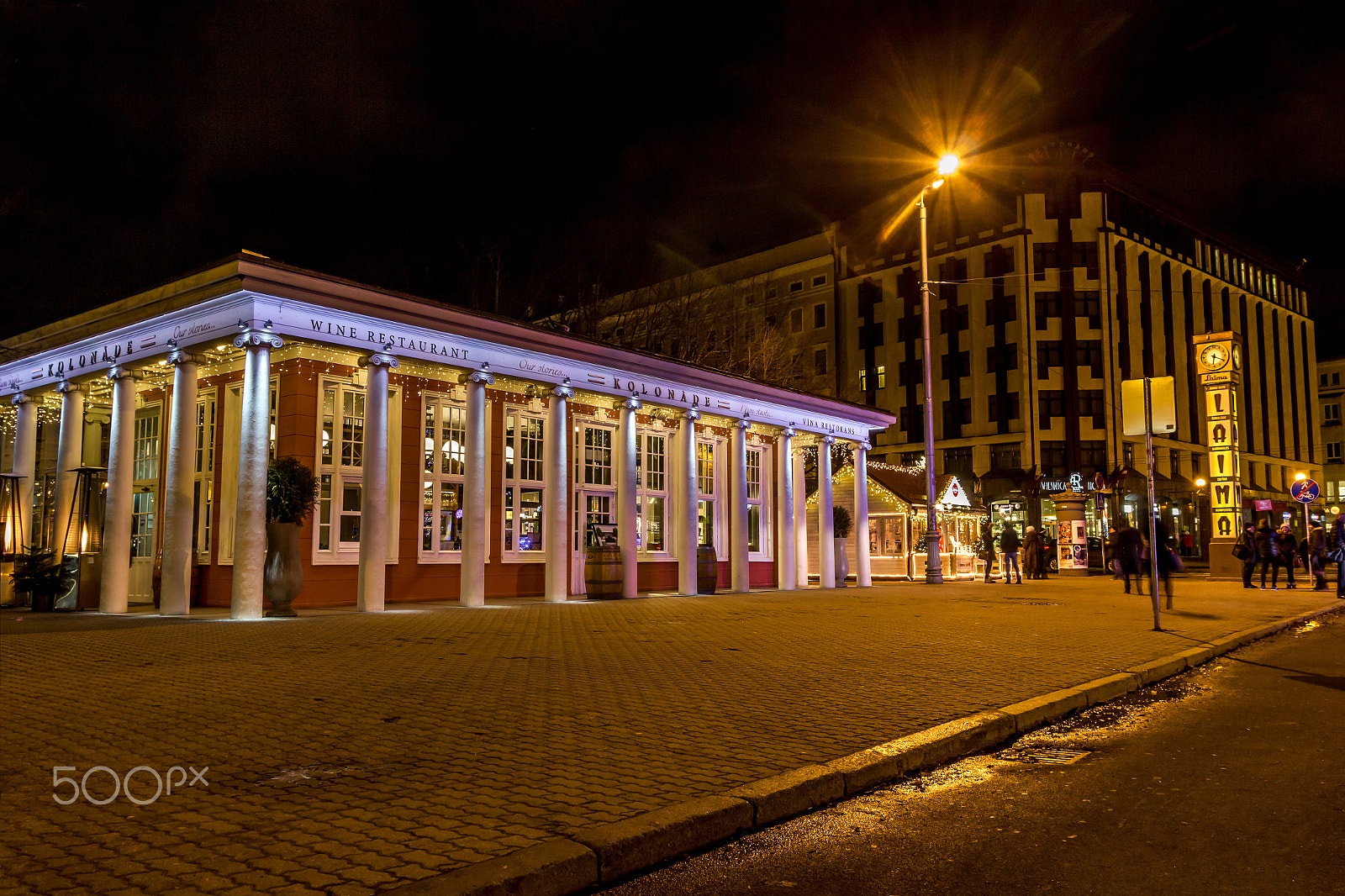 Canon EOS 550D (EOS Rebel T2i / EOS Kiss X4) + Sigma 17-70mm F2.8-4 DC Macro OS HSM sample photo. Riga by night photography