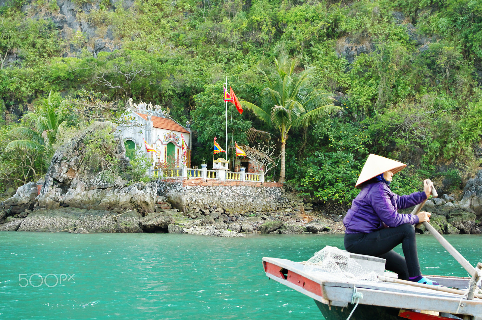 Pentax K-3 sample photo. Ha long boat photography
