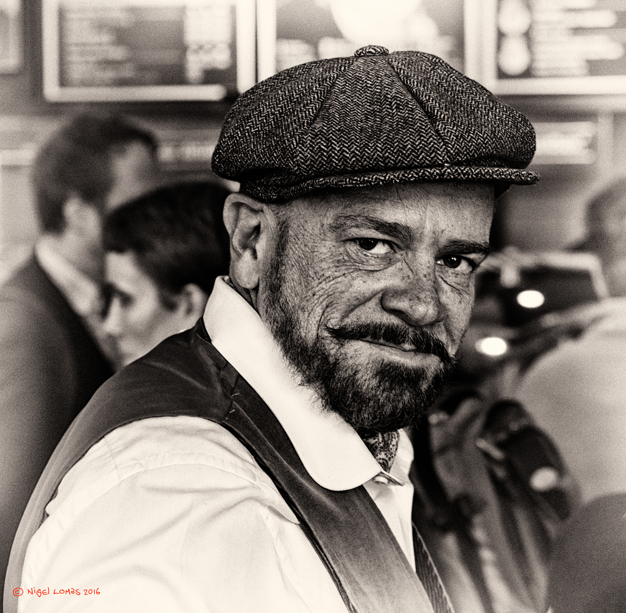 Olympus PEN E-P5 sample photo. Biker in a bar photography