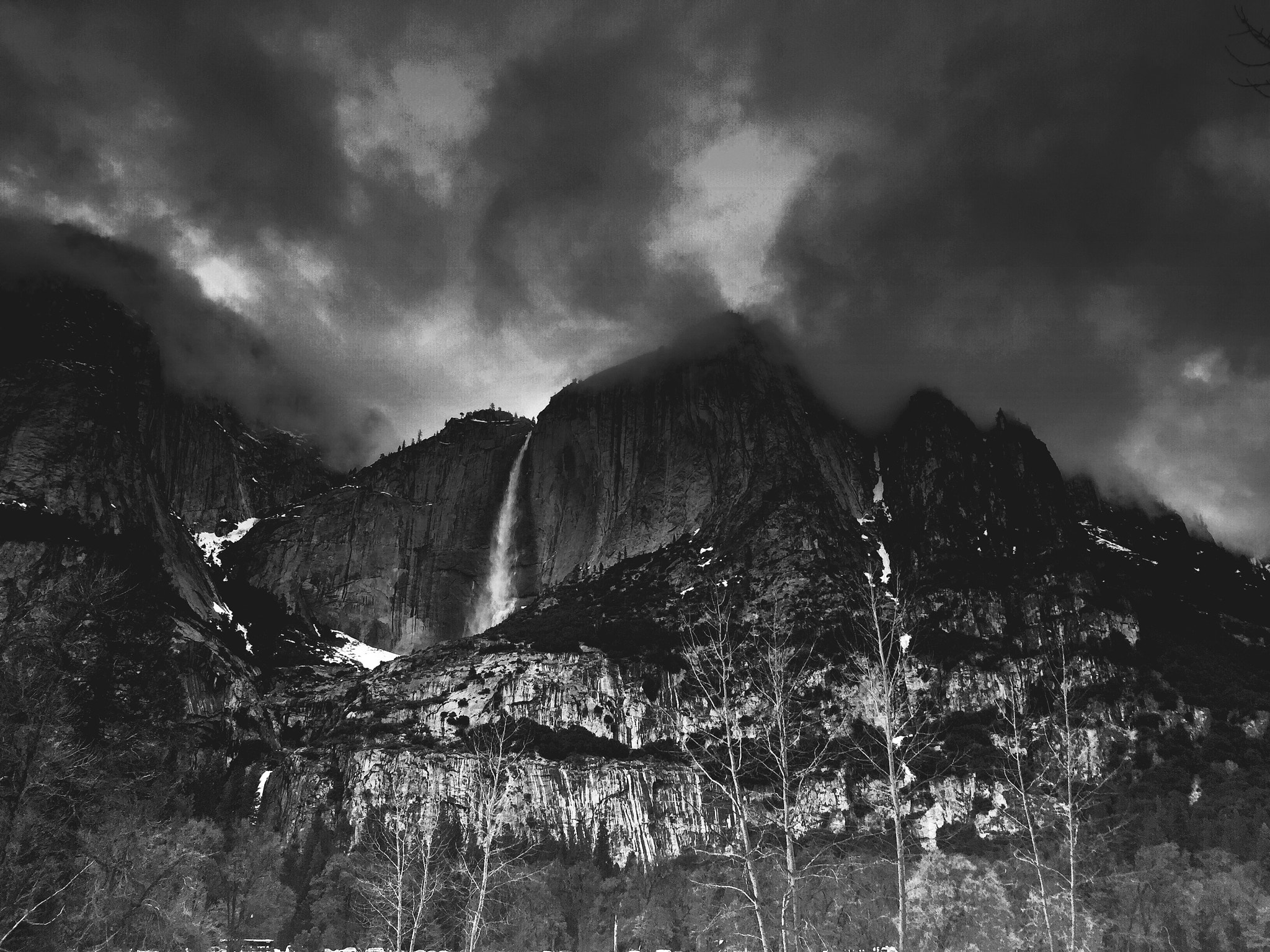 Jag.gr 645 PRO Mk III for Apple iPhone 6 sample photo. Upper yosemite falls at sunset. photography