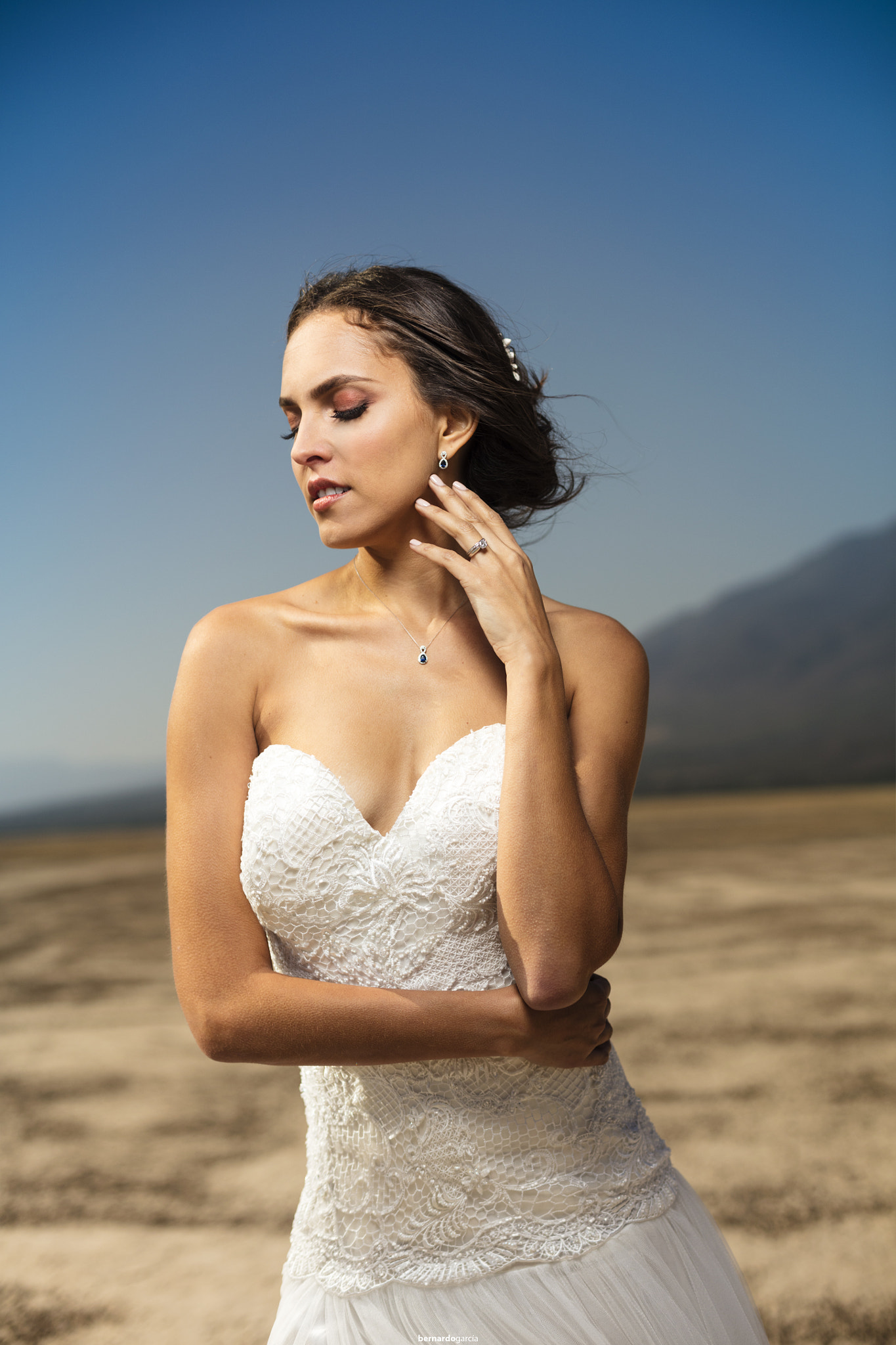 Canon EOS 5DS R sample photo. Bride portrait photography