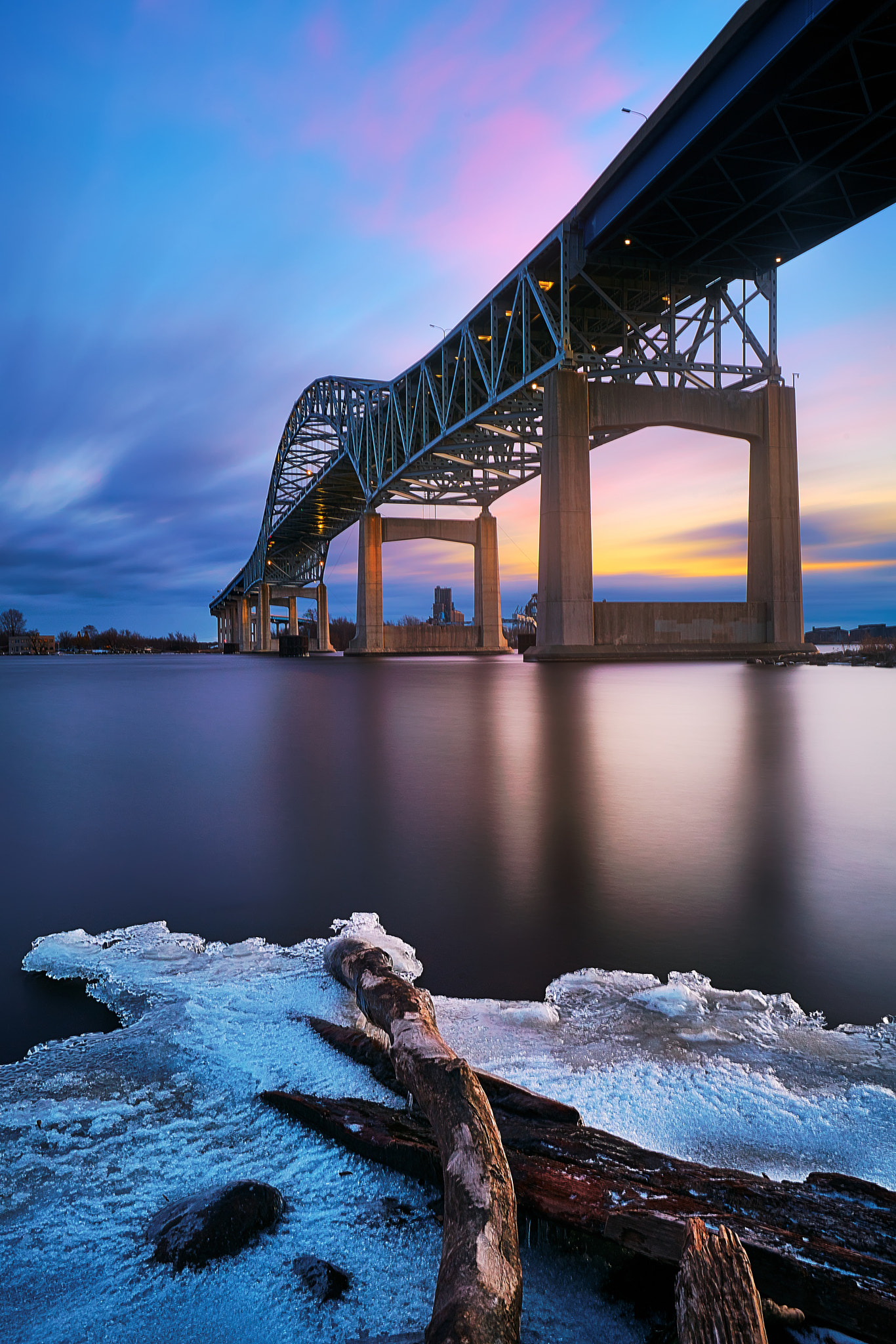 16-35mm F4 G SSM OSS sample photo. The bridge photography