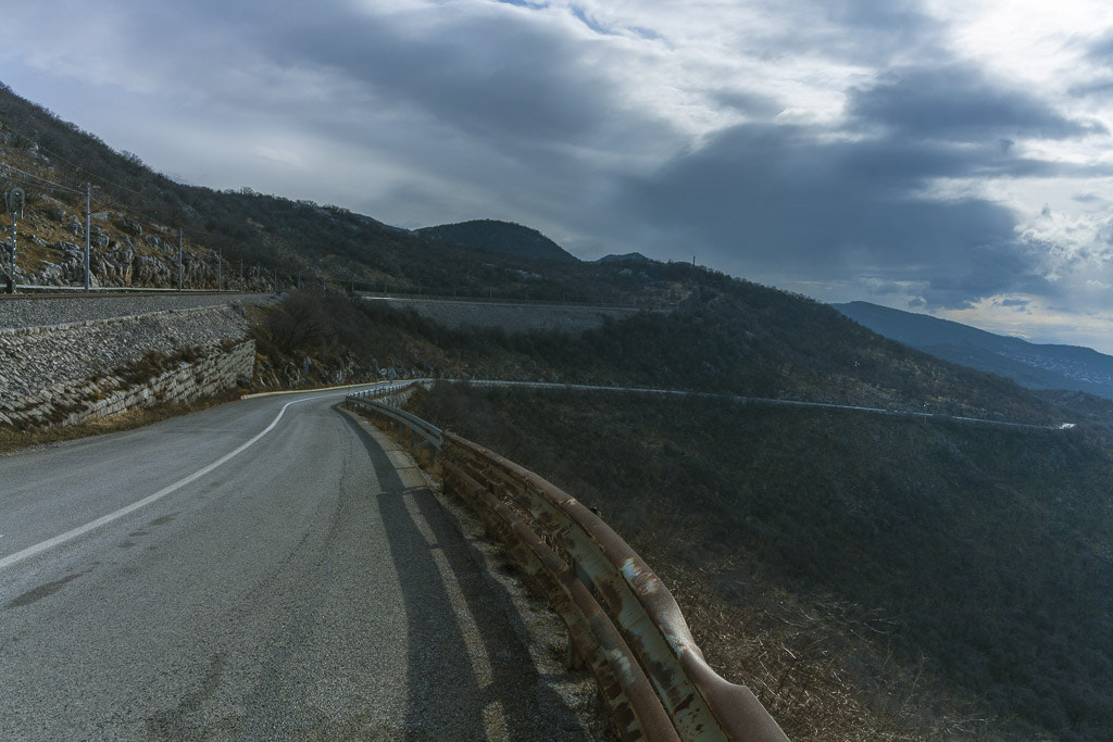 Canon EOS 1000D (EOS Digital Rebel XS / EOS Kiss F) sample photo. Road to the sea photography