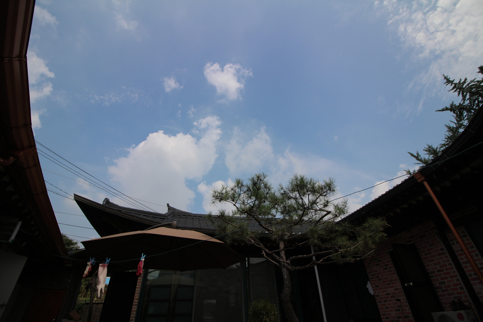 Canon EOS 100D (EOS Rebel SL1 / EOS Kiss X7) sample photo. 고향의```맑은하늘 photography