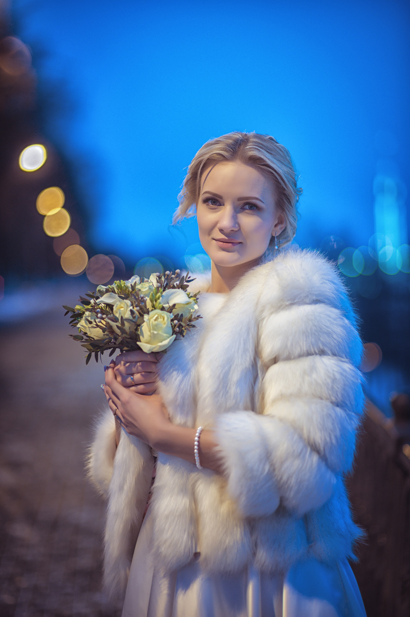 Nikon D4 + Sigma 85mm F1.4 EX DG HSM sample photo. Dasha photography