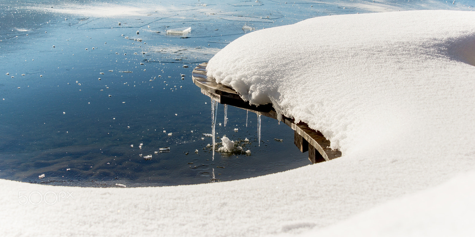 Minolta AF 28-105mm F3.5-4.5 [New] sample photo. Ice and snow photography