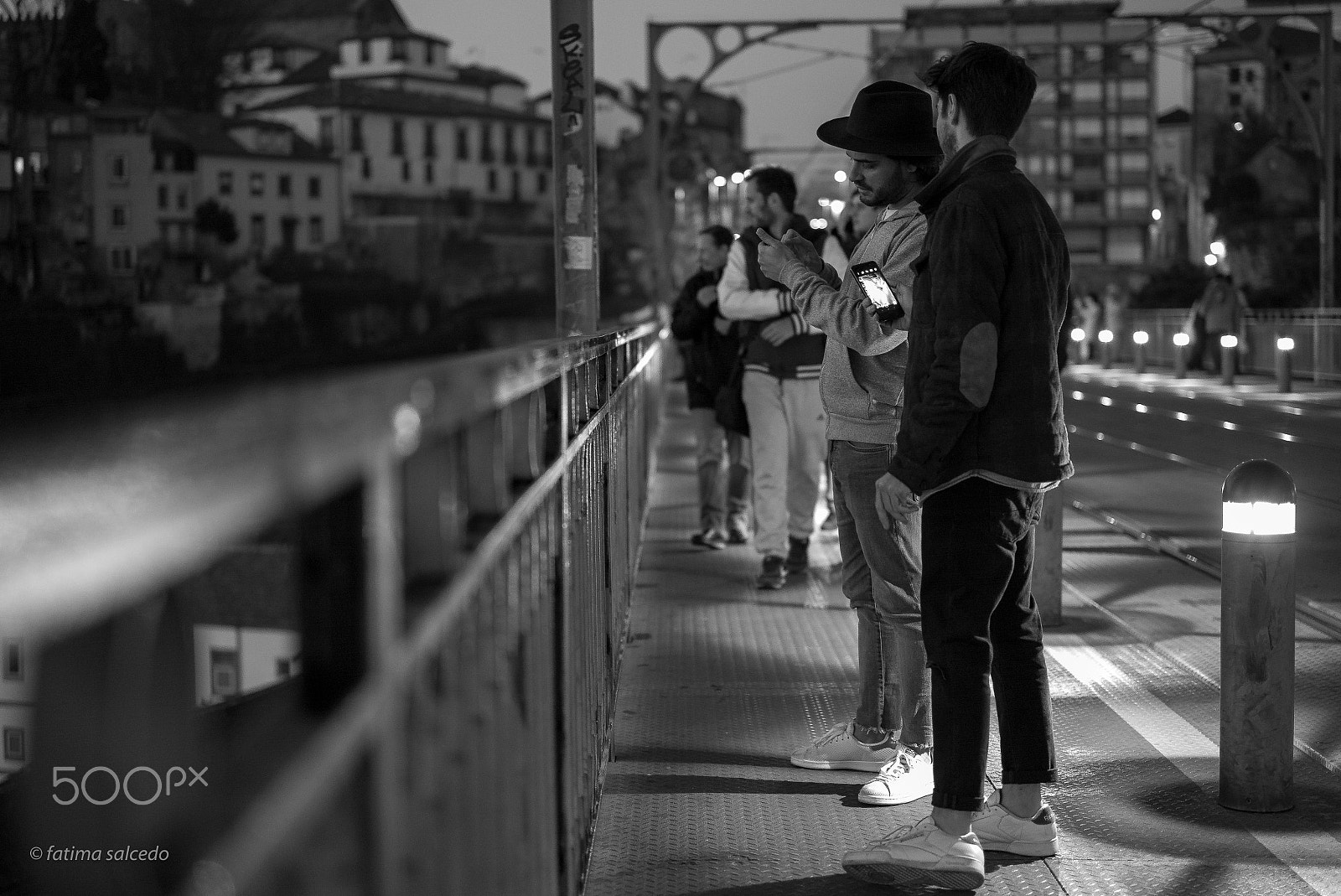 Leica APO-Summicron-M 50mm F2 ASPH sample photo. Porto by night... photography