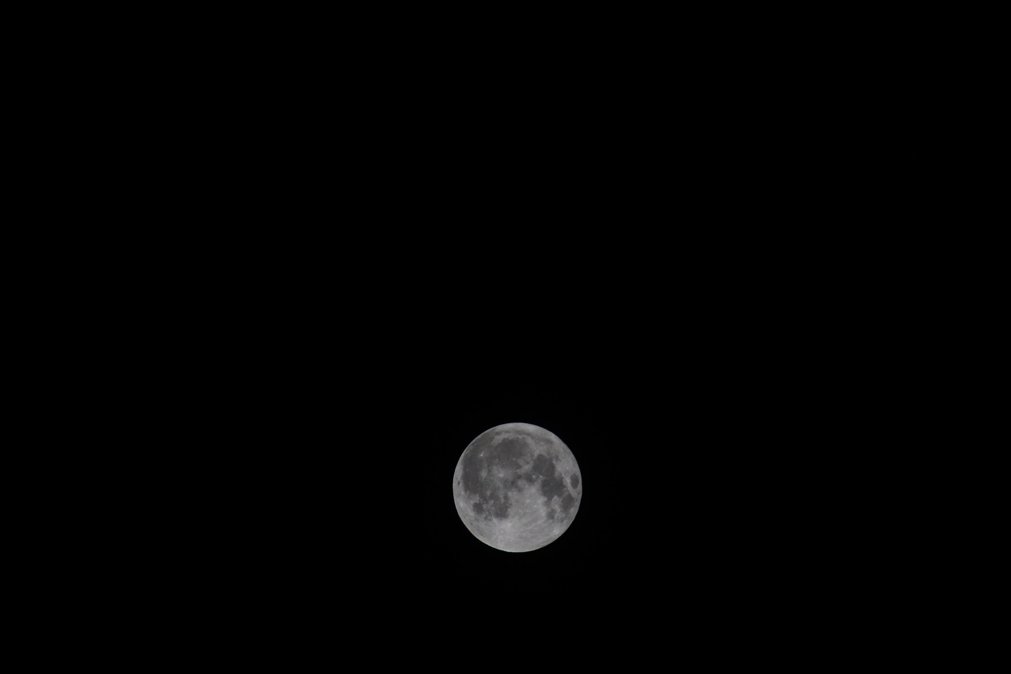 Canon EOS 1100D (EOS Rebel T3 / EOS Kiss X50) sample photo. 17/9/16 full moon photography
