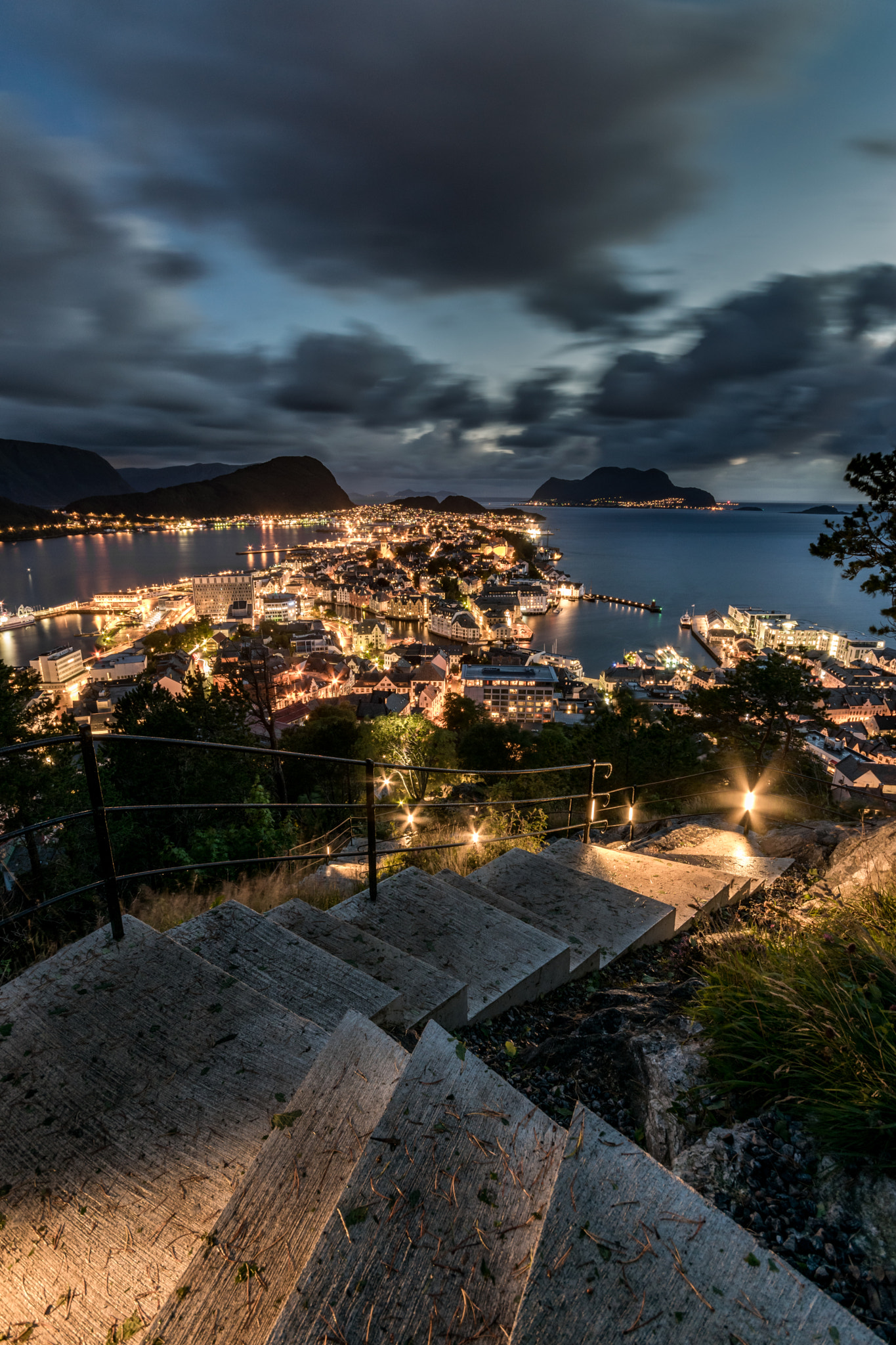 Sigma 10-20mm F4-5.6 EX DC HSM sample photo. Alesund photography