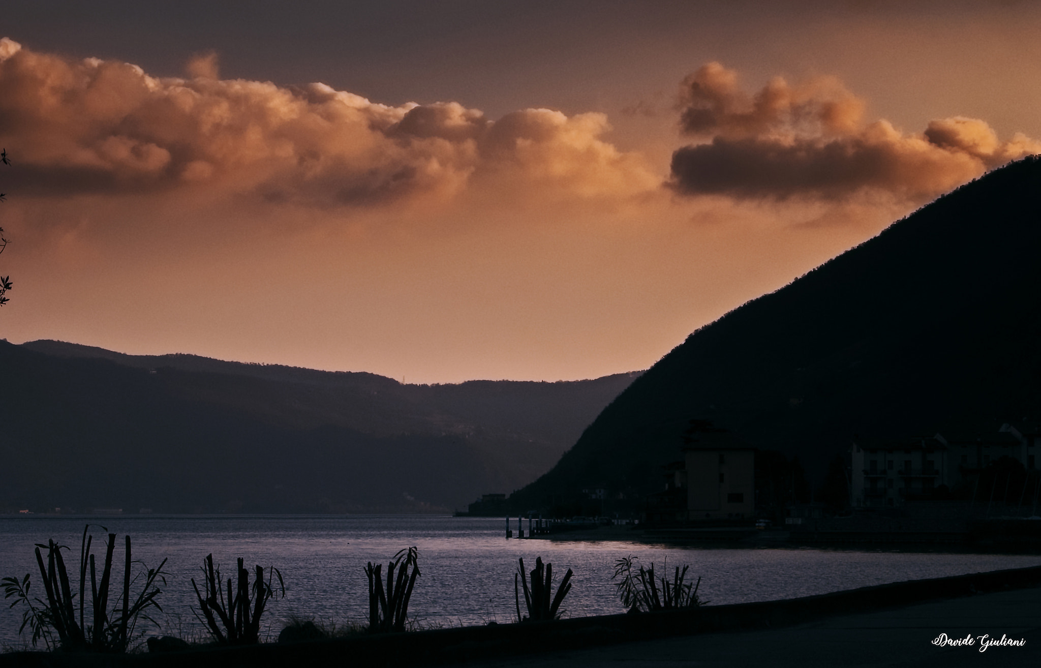 Nikon D80 sample photo. Lago di iseo  photography