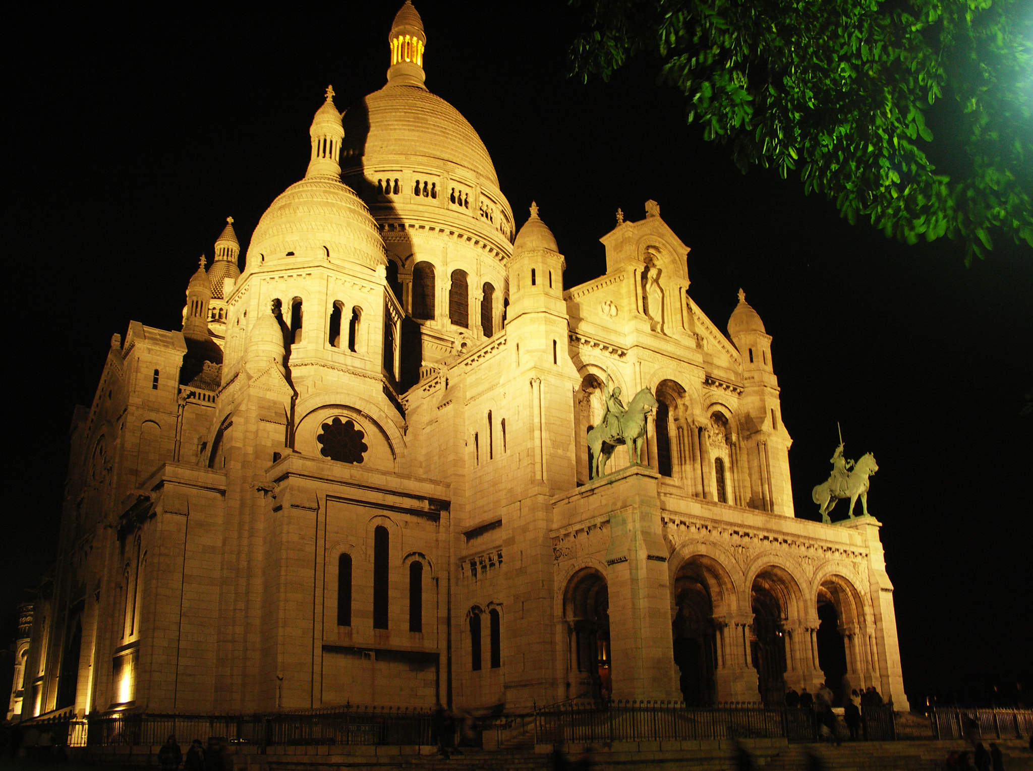 KONICA MINOLTA DiMAGE A200 sample photo. Sacre coeur - paris photography