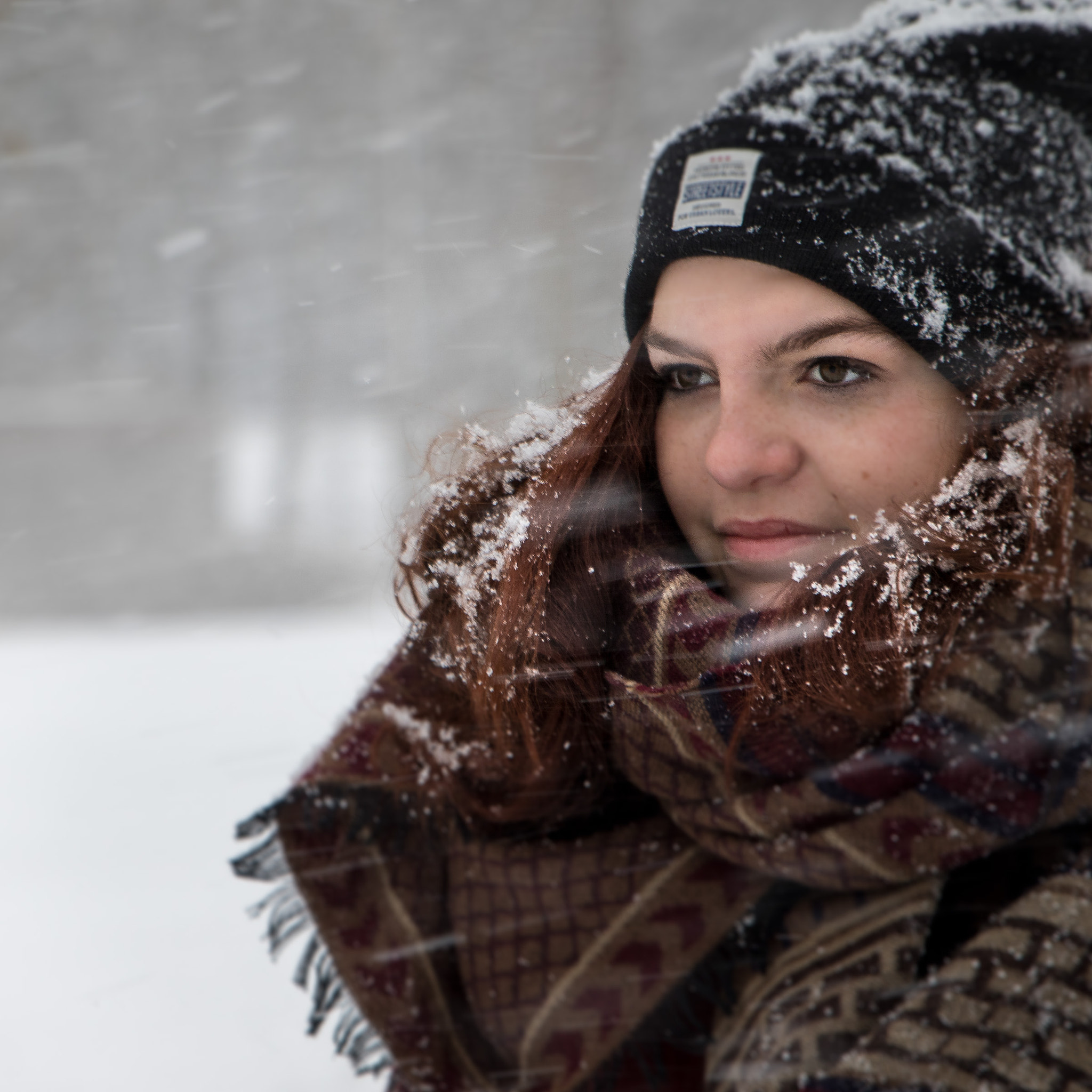 Sigma 24-70mm F2.8 EX DG Macro sample photo. Winter portrait photography