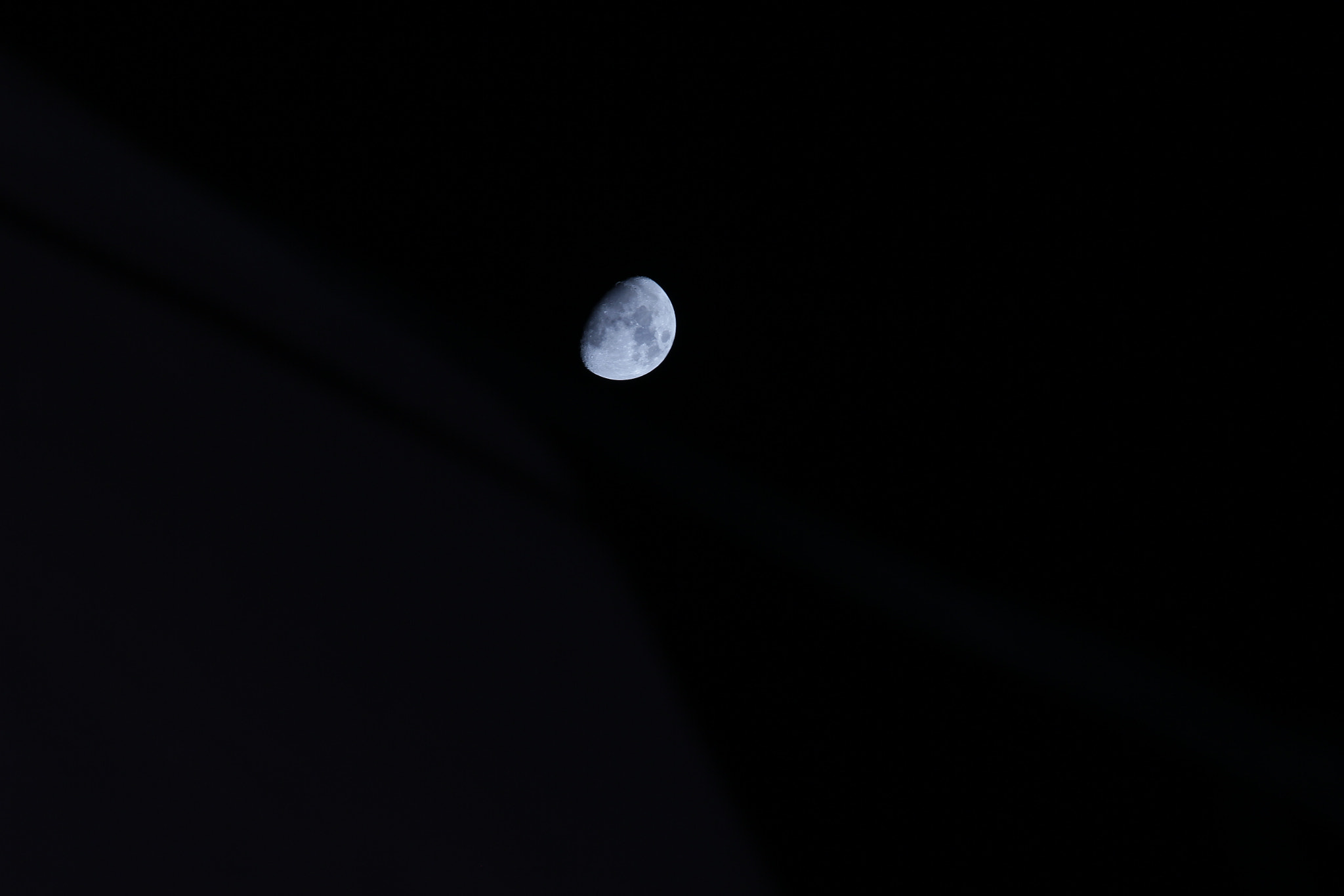Sigma 70-200mm F2.8 EX DG OS HSM sample photo. Moon photography