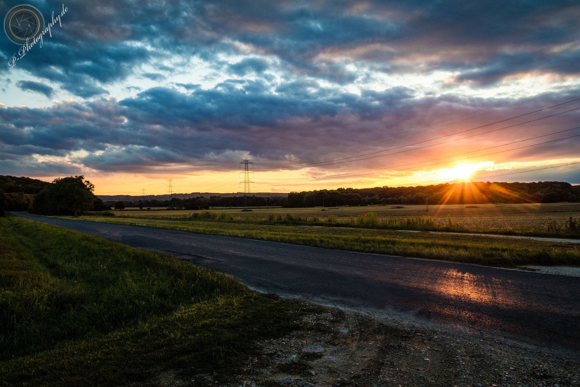Tamron SP AF 17-50mm F2.8 XR Di II LD Aspherical (IF) sample photo. Sunset road photography