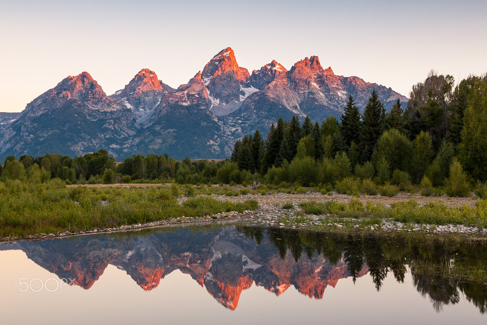 Canon EOS 500D (EOS Rebel T1i / EOS Kiss X3) + Canon EF 24-70mm F2.8L USM sample photo. Morning reflection - schwabacher landing photography