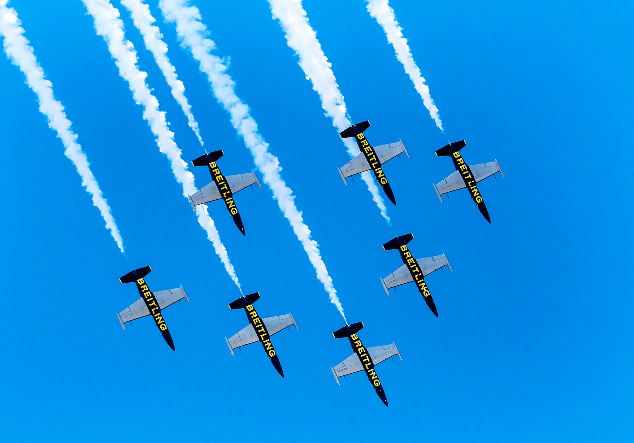 Sony 70-400mm F4-5.6 G SSM II sample photo. Breitling team photography