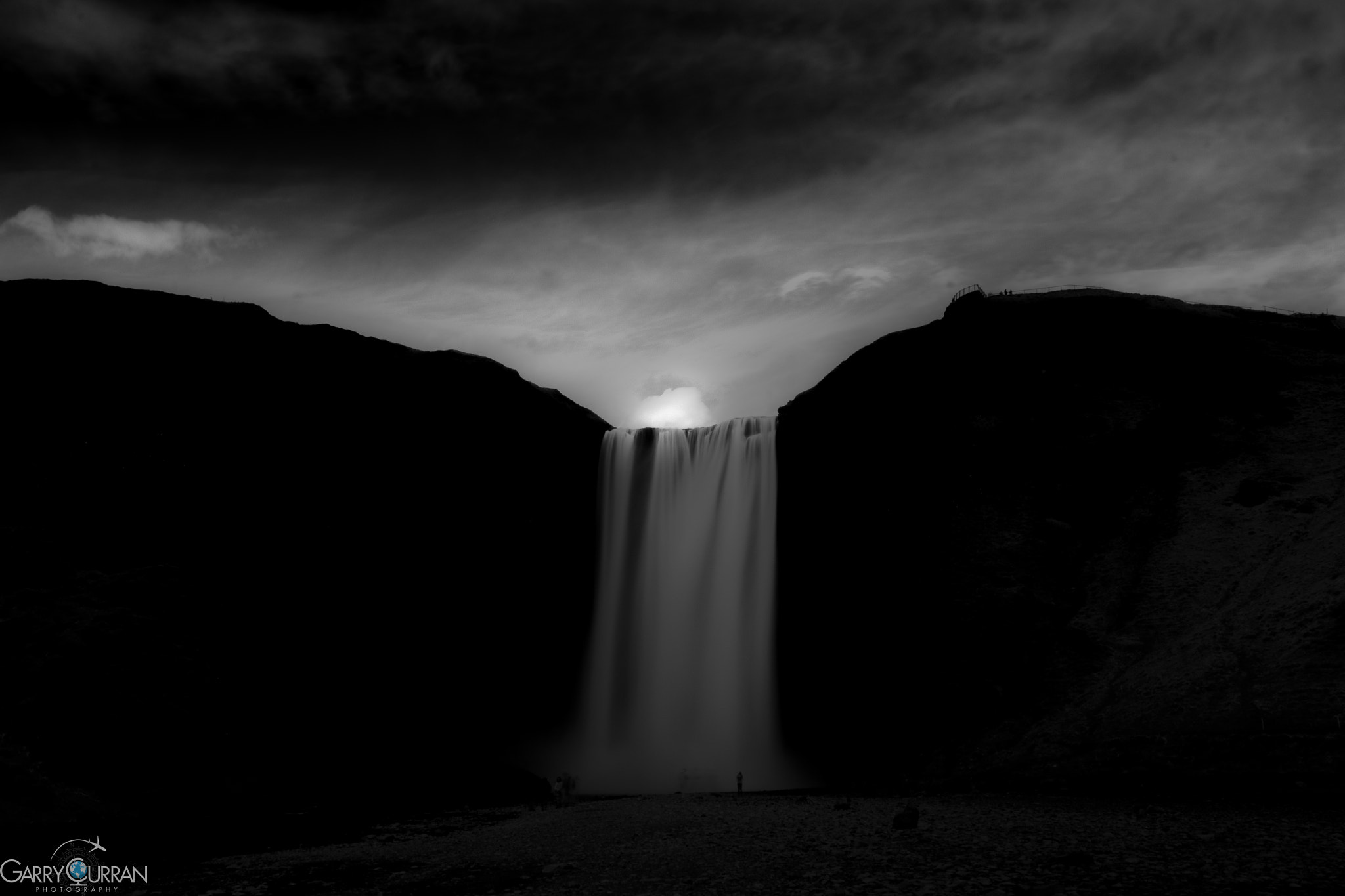 Canon EOS 700D (EOS Rebel T5i / EOS Kiss X7i) + Sigma 10-20mm F4-5.6 EX DC HSM sample photo. The mighty skogafoss in iceland. photography