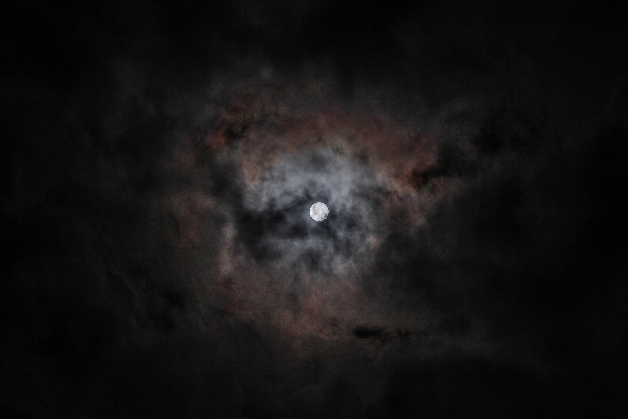 Canon EF 24-70mm F2.8L II USM sample photo. Moonlight photography