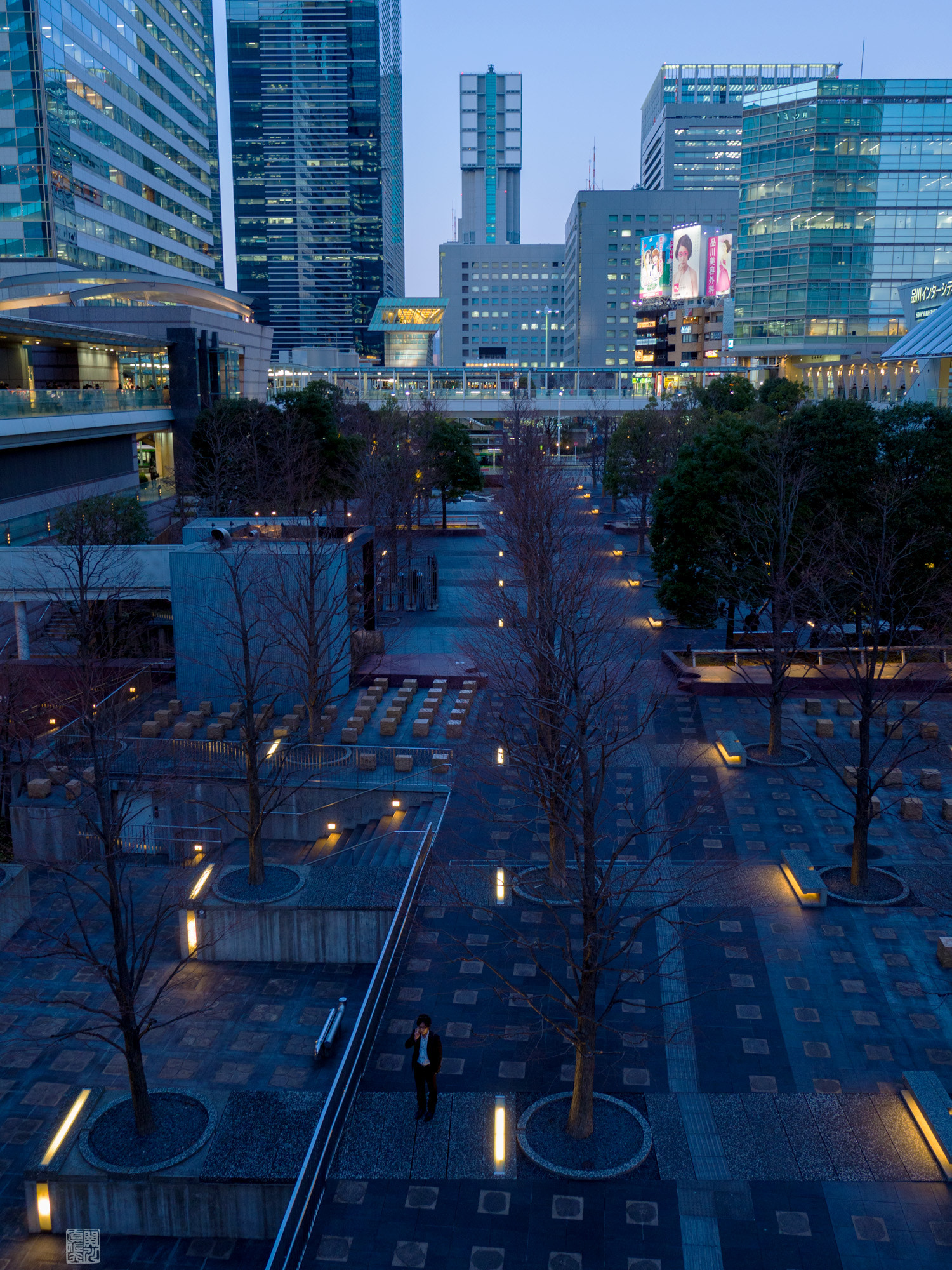 Olympus OM-D E-M10 II + LEICA DG SUMMILUX 15/F1.7 sample photo. Shinagawa intercity photography