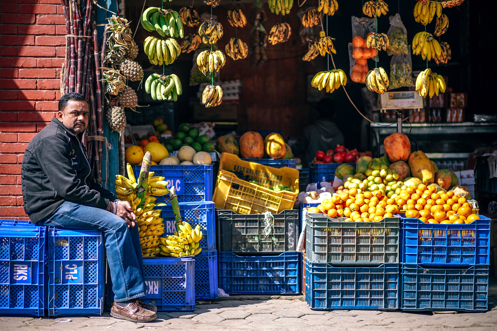 DT 85mm F1.8 SAM sample photo. Fresh fruit for sale photography