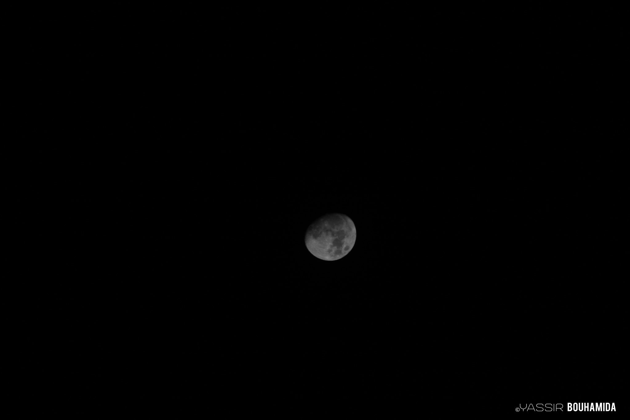 Canon EOS 40D sample photo. La lune pour le moment  :) photography
