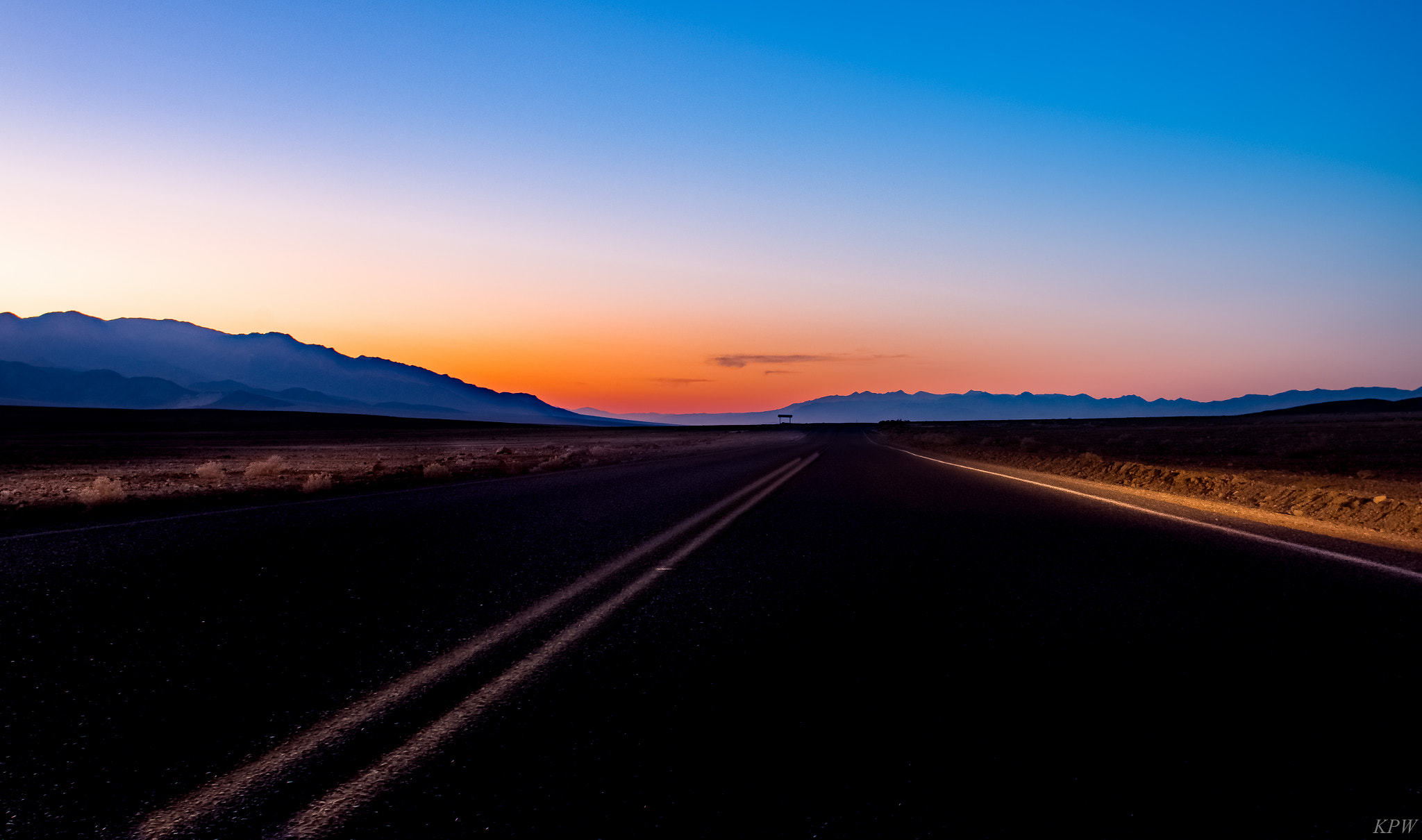 Canon EOS 70D + Canon EF 20mm F2.8 USM sample photo. Sunset road photography