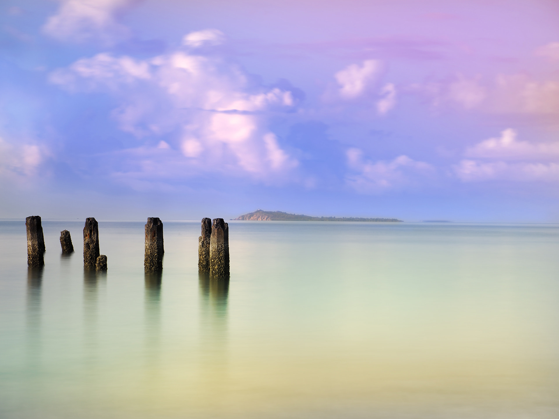 Panasonic Lumix G X Vario 35-100mm F2.8 OIS sample photo. The quiet bay photography