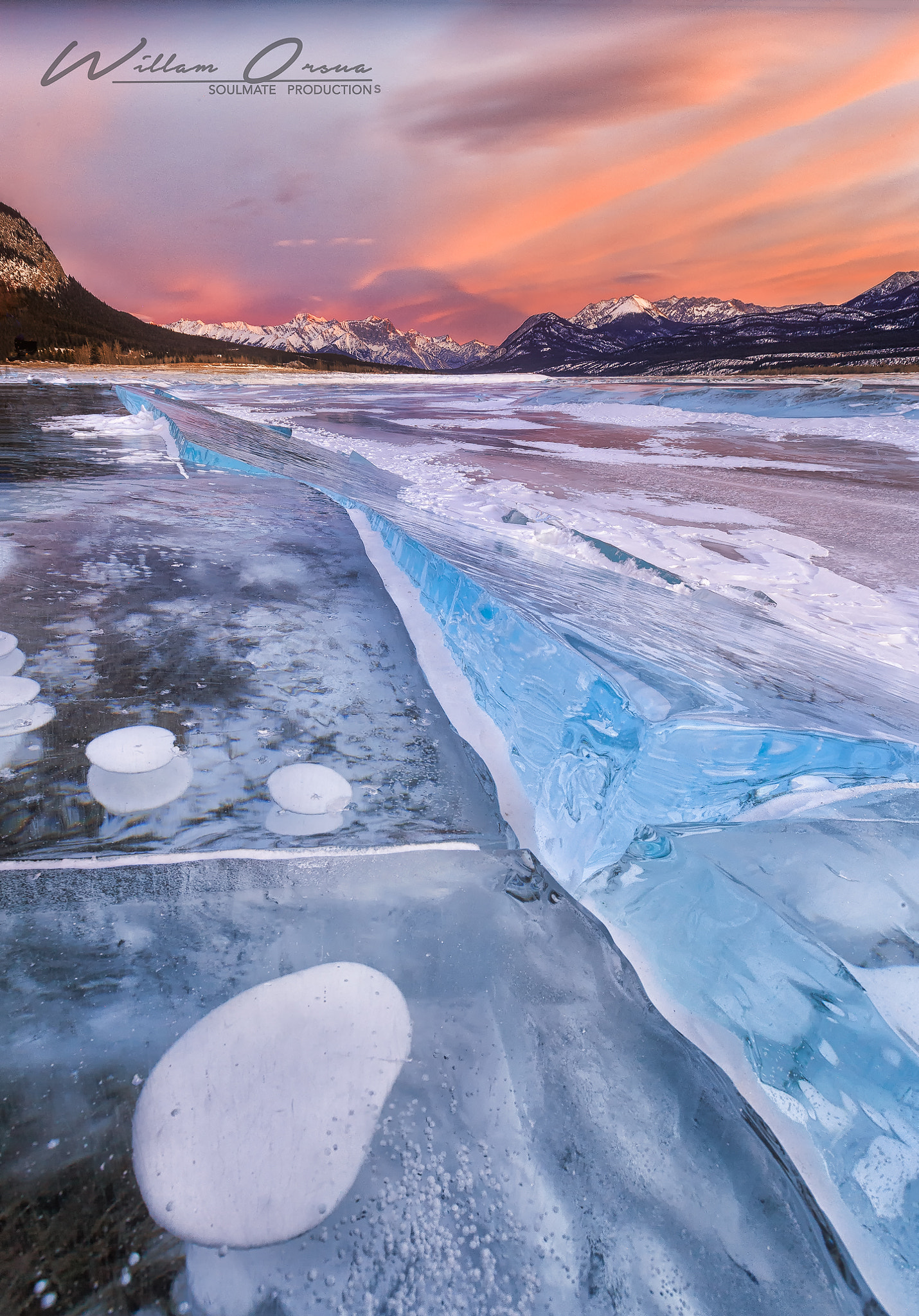 Canon EF 16-35mm F2.8L II USM sample photo. Ice bubbles photography