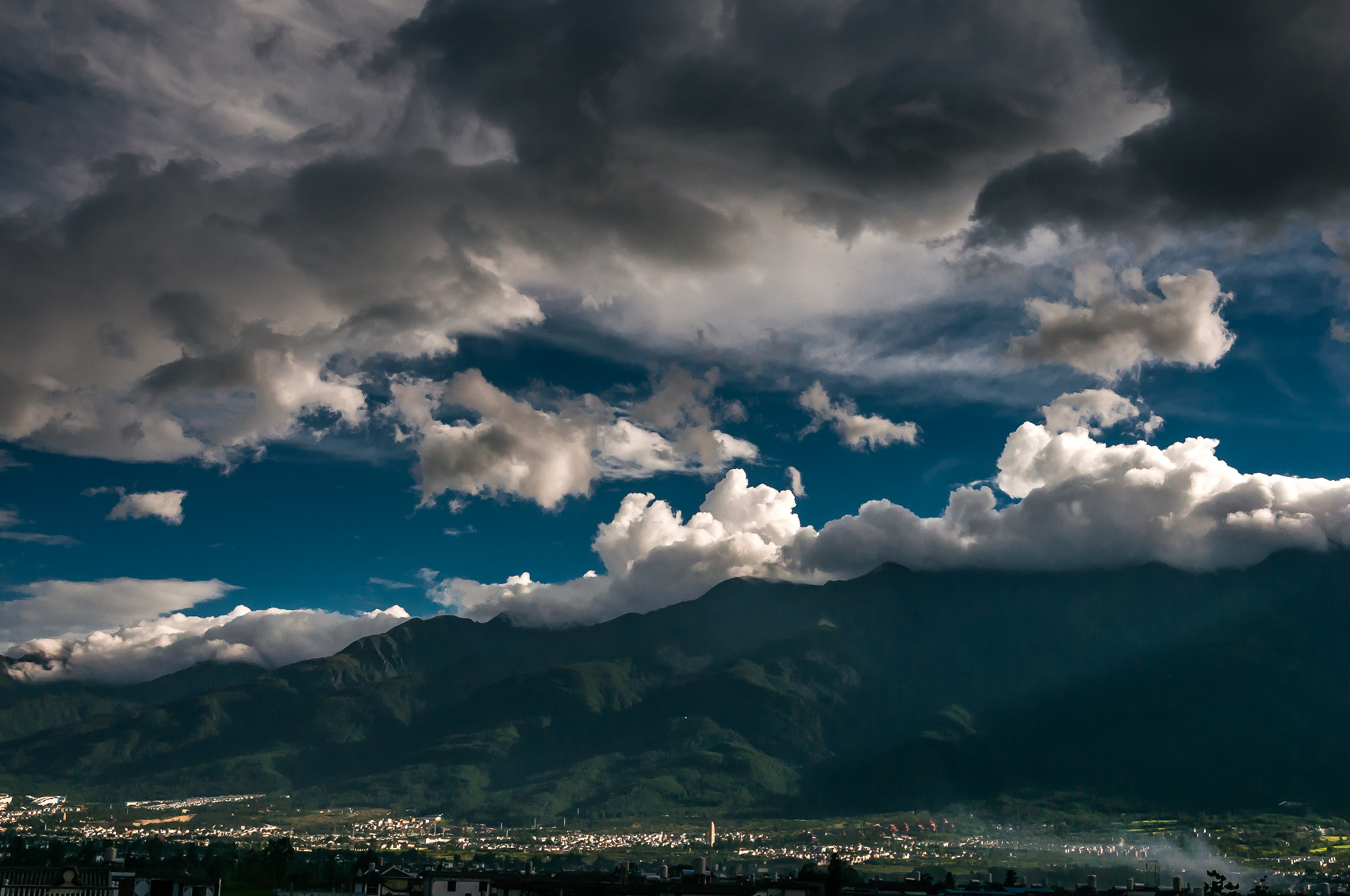 Nikon D300S sample photo. Cangshan clouds photography
