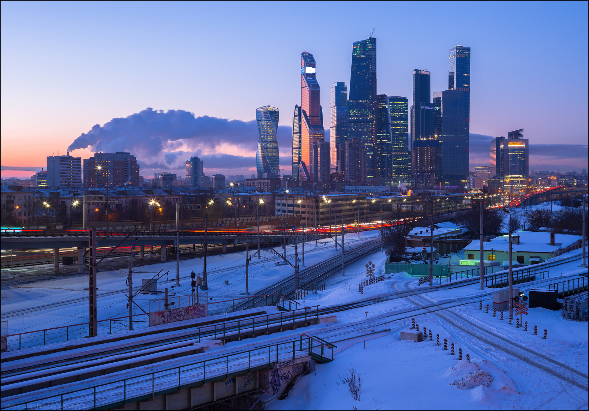 Summicron-M 1:2/50 sample photo. Russia. moscow. moscow-city. photography