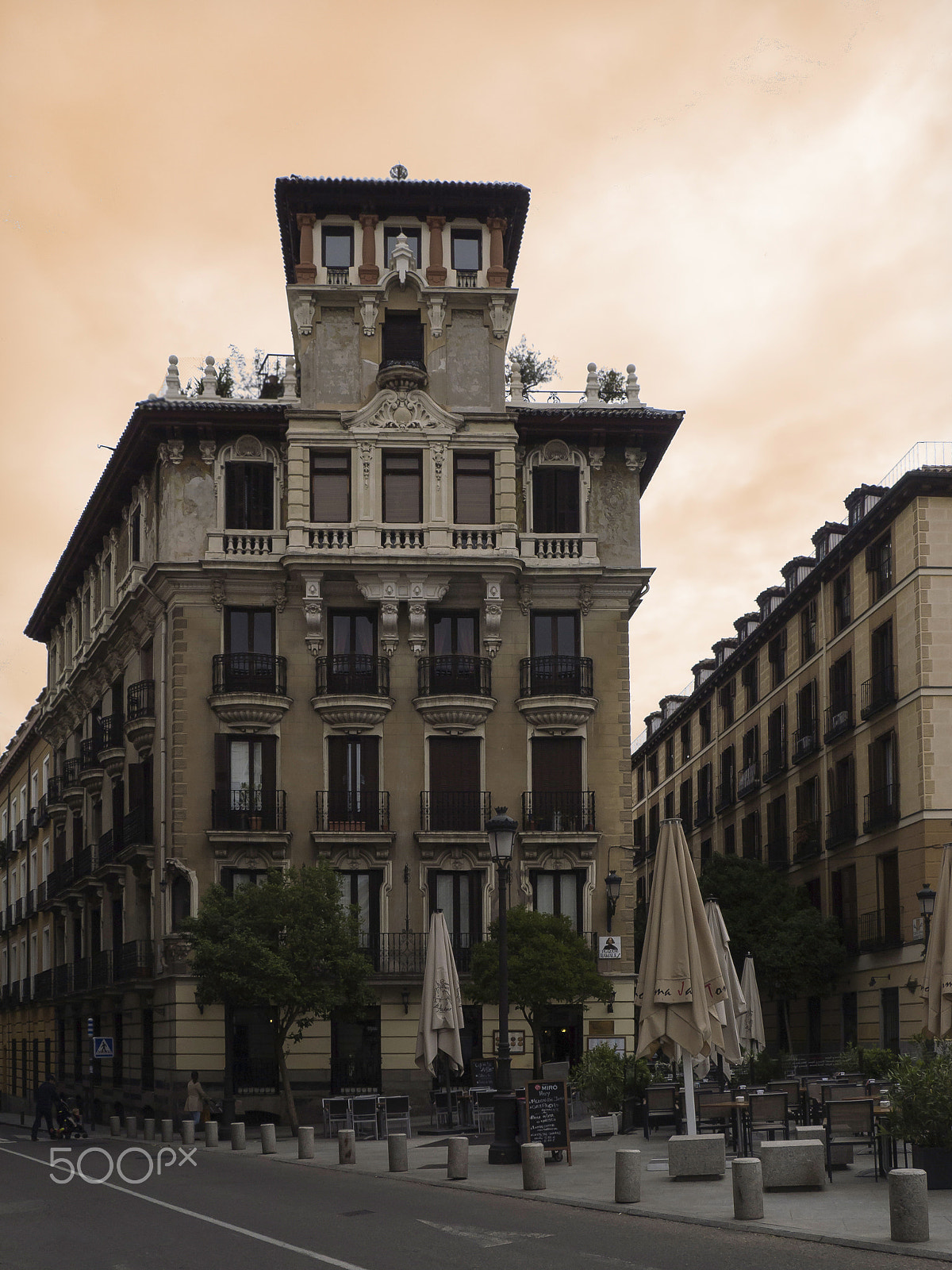 LUMIX G VARIO PZ 14-42/F3.5-5.6 sample photo. Madrid casco antiguo photography