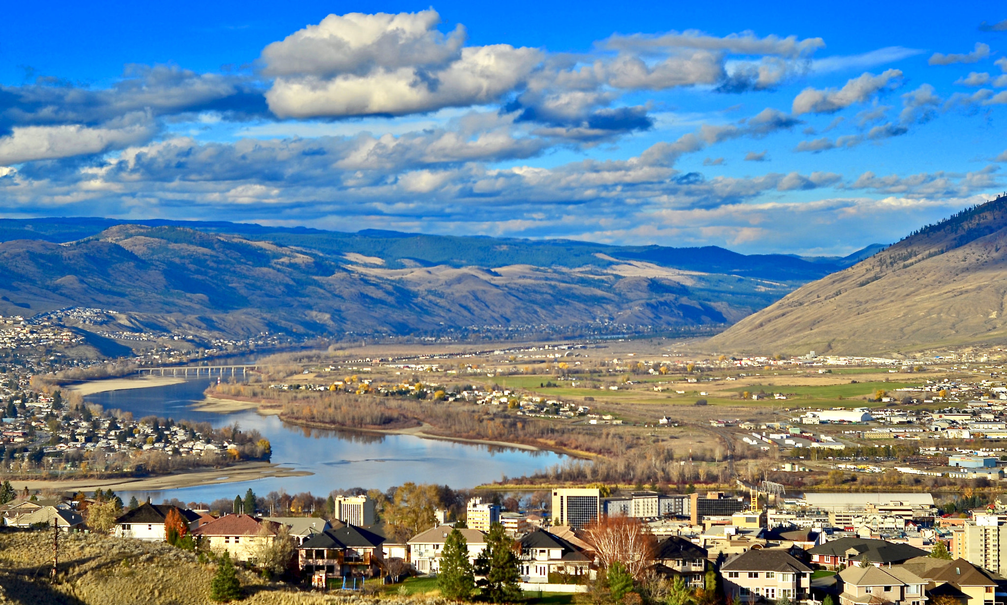 Nikon D7000 + AF Nikkor 50mm f/1.8 sample photo. North thompson river photography