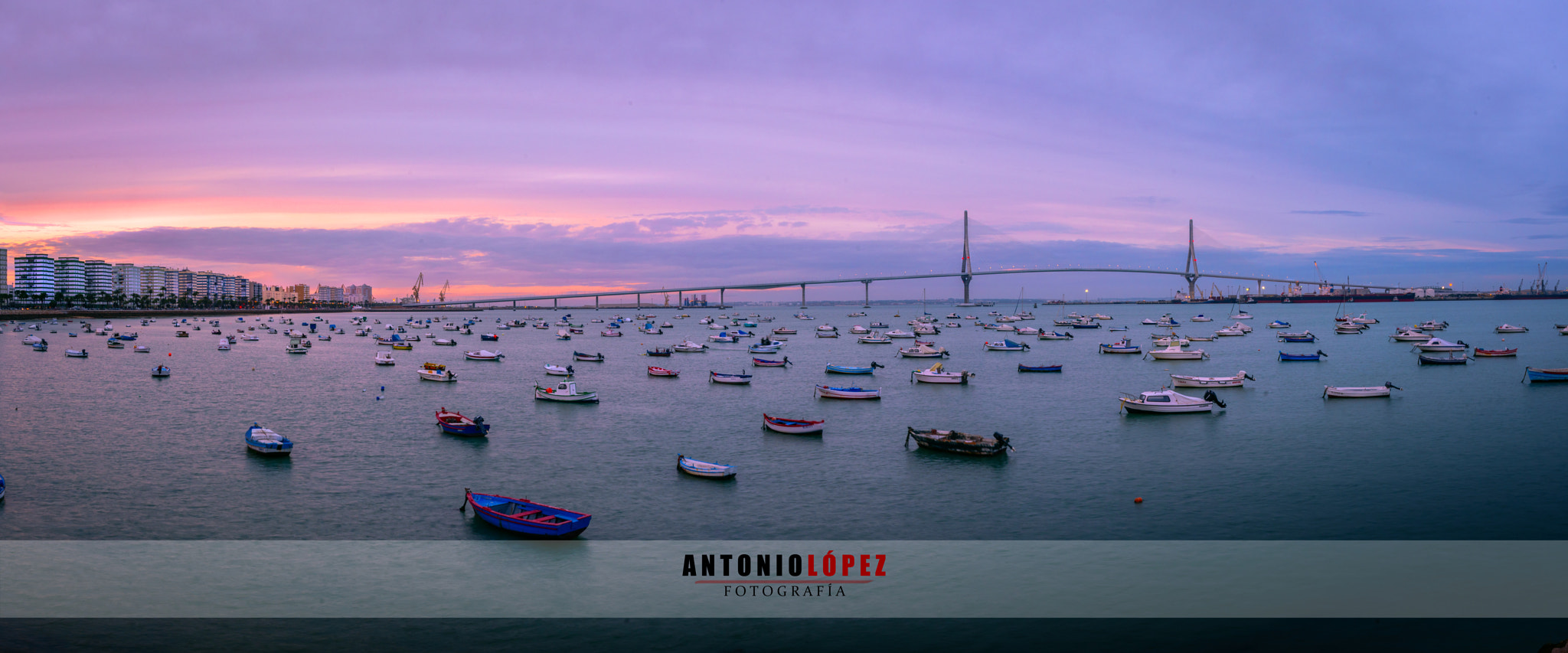 Sigma 18-250mm F3.5-6.3 DC Macro OS HSM sample photo. Cadiz y sus colores photography