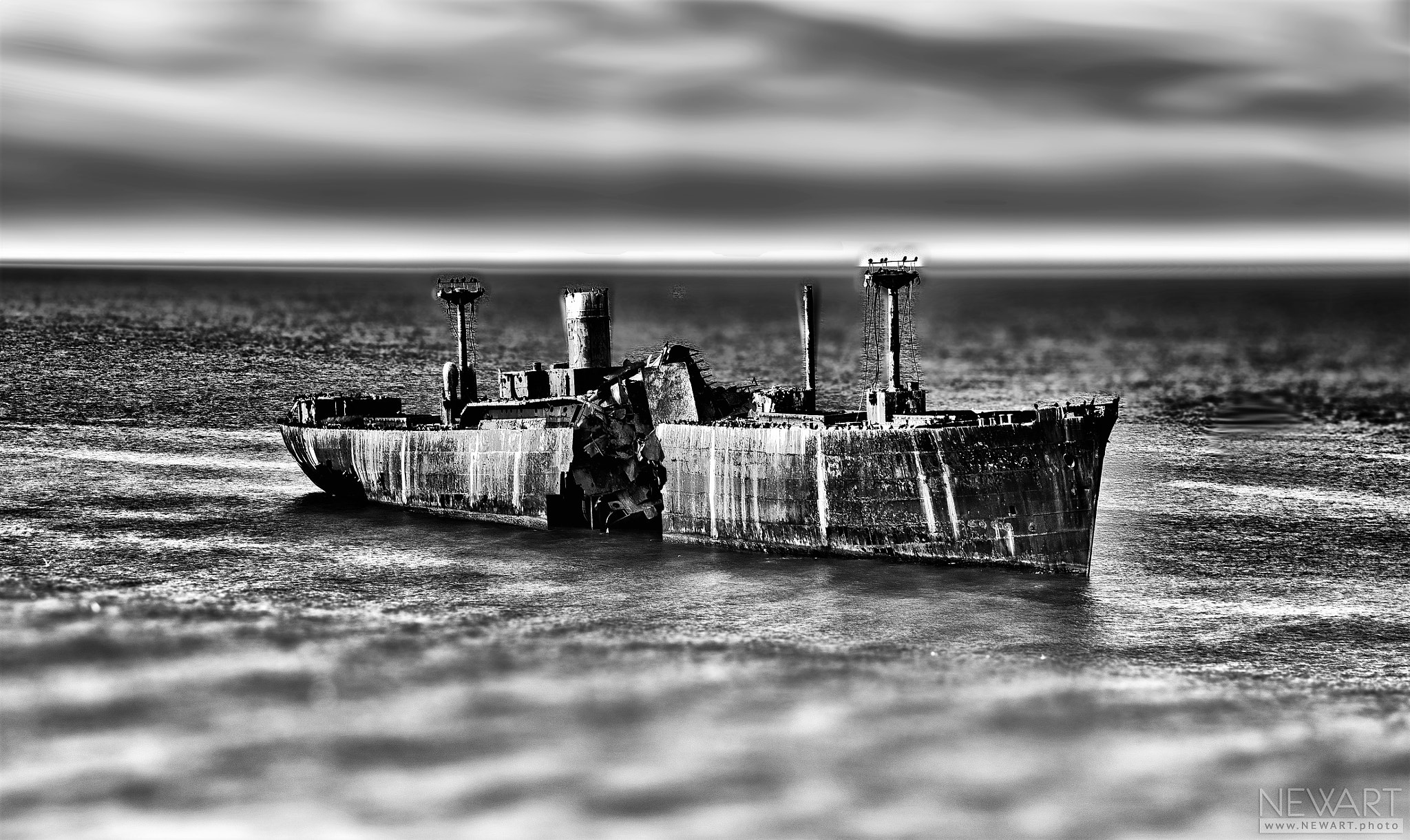 Canon EOS-1Ds Mark II sample photo. Shipwreck photography
