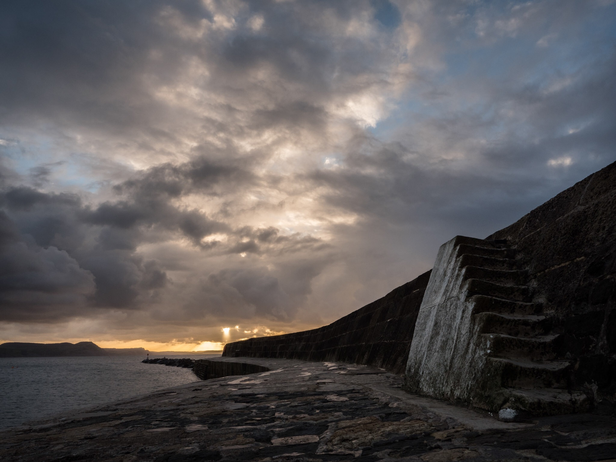 Panasonic Lumix DMC-GX8 + OLYMPUS M.12mm F2.0 sample photo. Stepping up towards the dawn photography