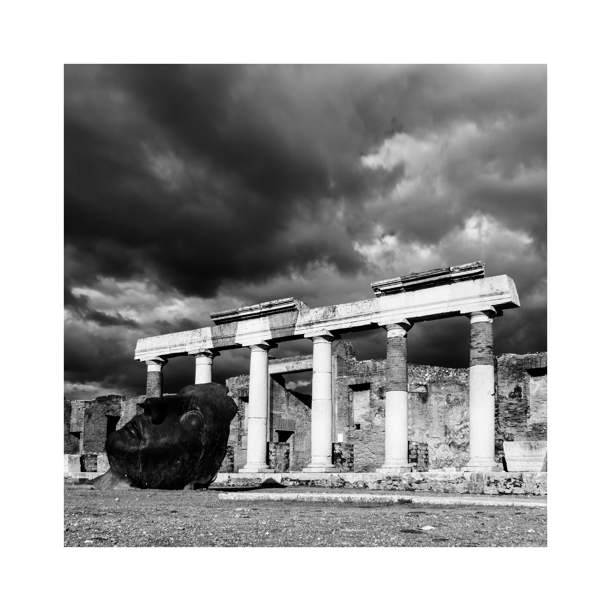 Olympus PEN-F sample photo. "scavi di pompei" photography
