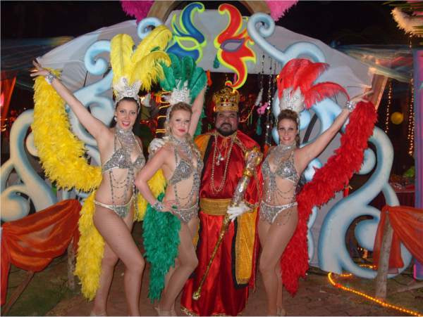 Samsung KENOX S1050  / Samsung S1050 sample photo. Goa carnival 2017 photography