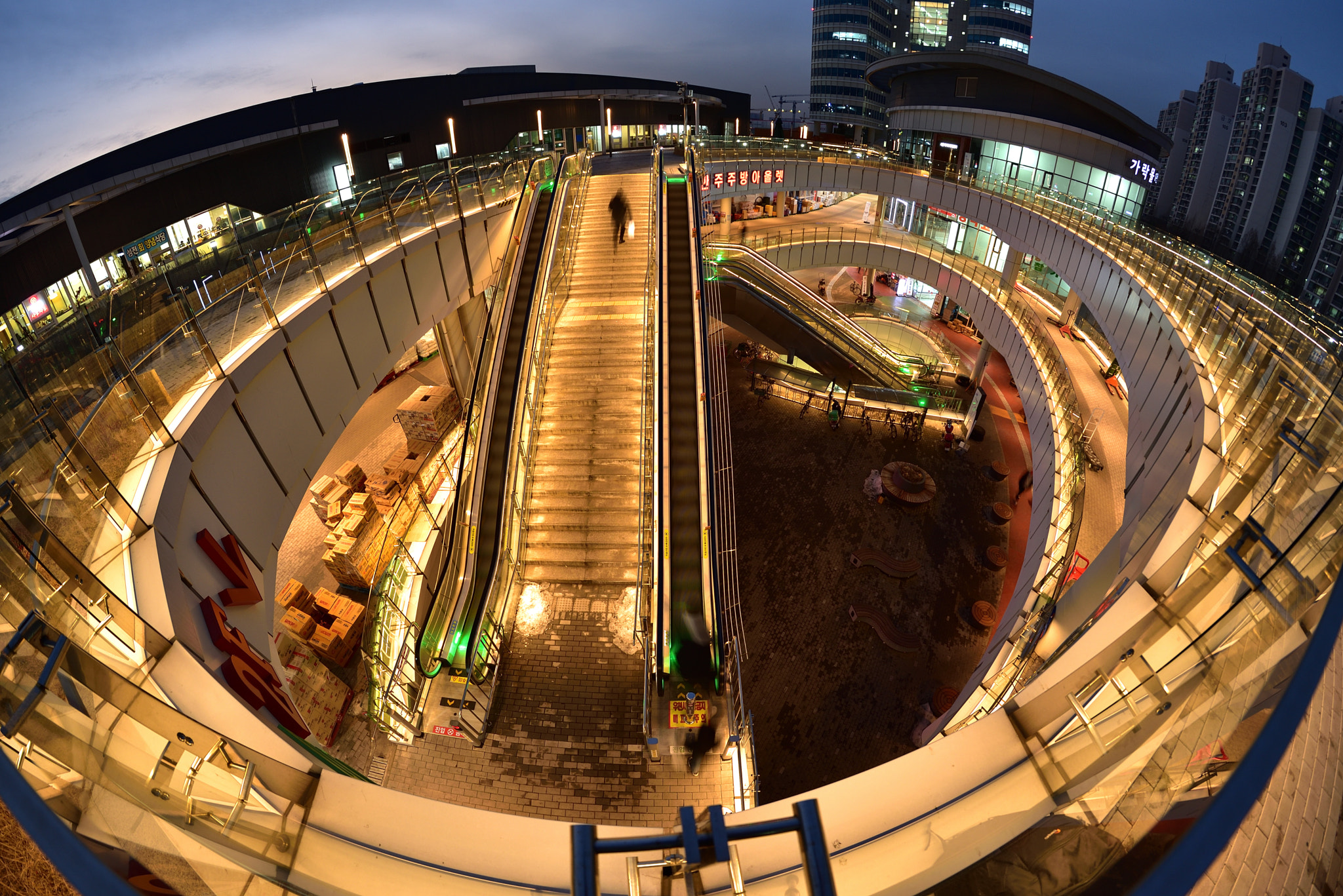 Samyang 12mm F2.8 ED AS NCS Fisheye sample photo. 16f_8774_1154.jpg photography